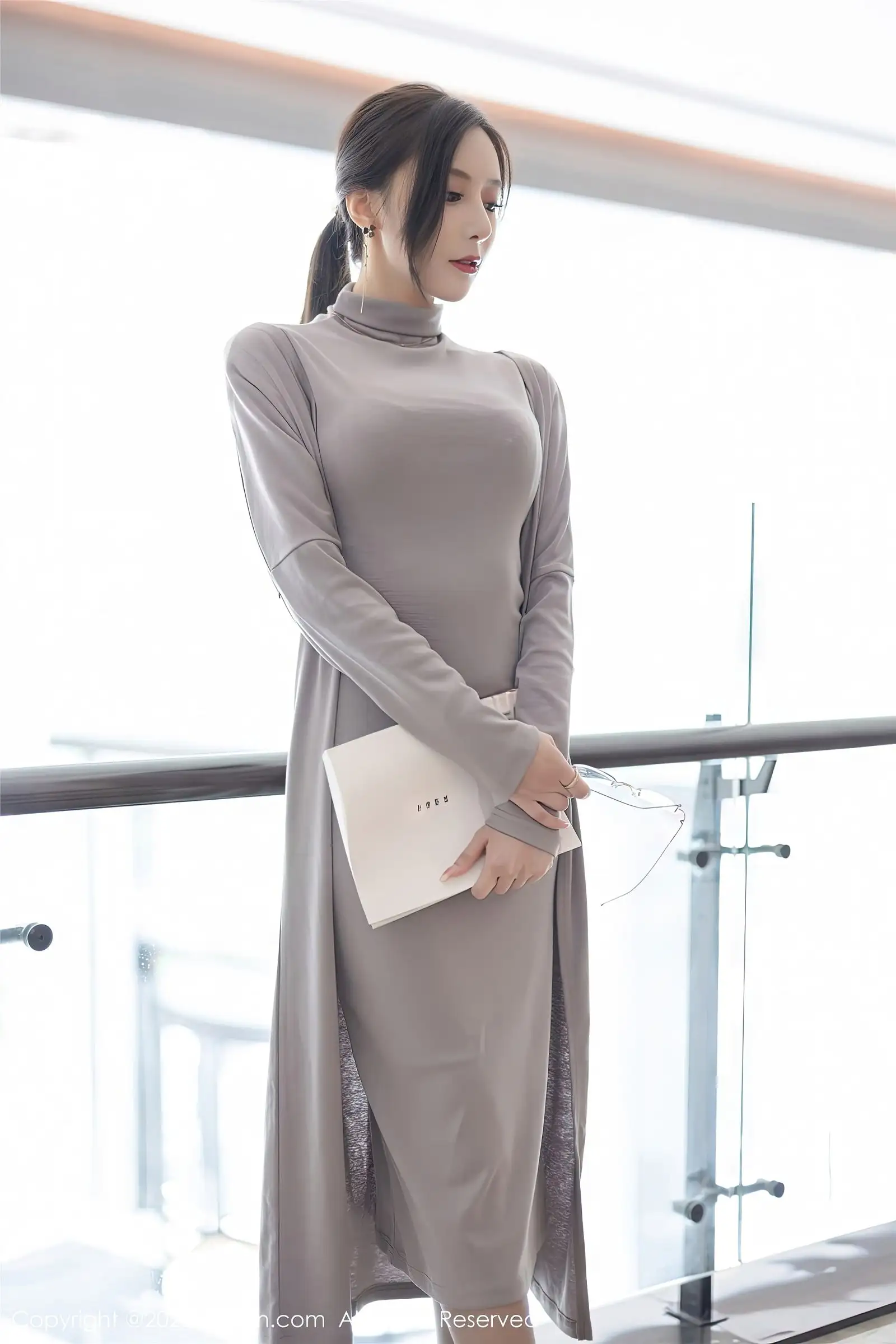 [XIUREN秀人网] 2022.10.21 NO.5745 王馨瑶yanni