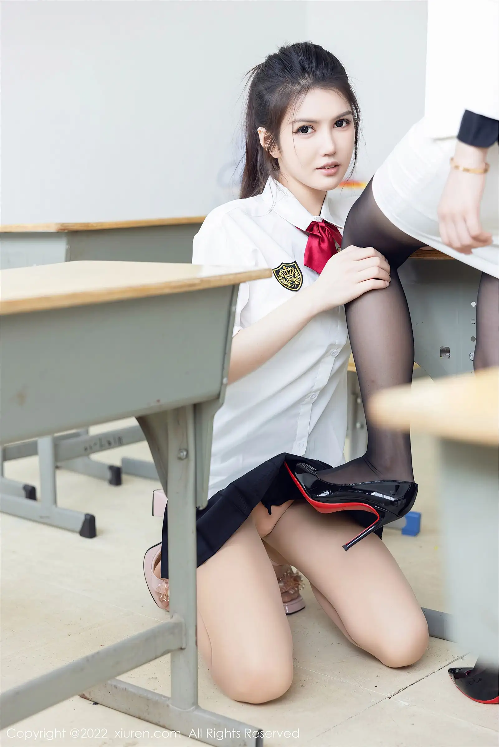 [XIUREN秀人网] 2022.10.26 NO.5762 媛媛酱belle