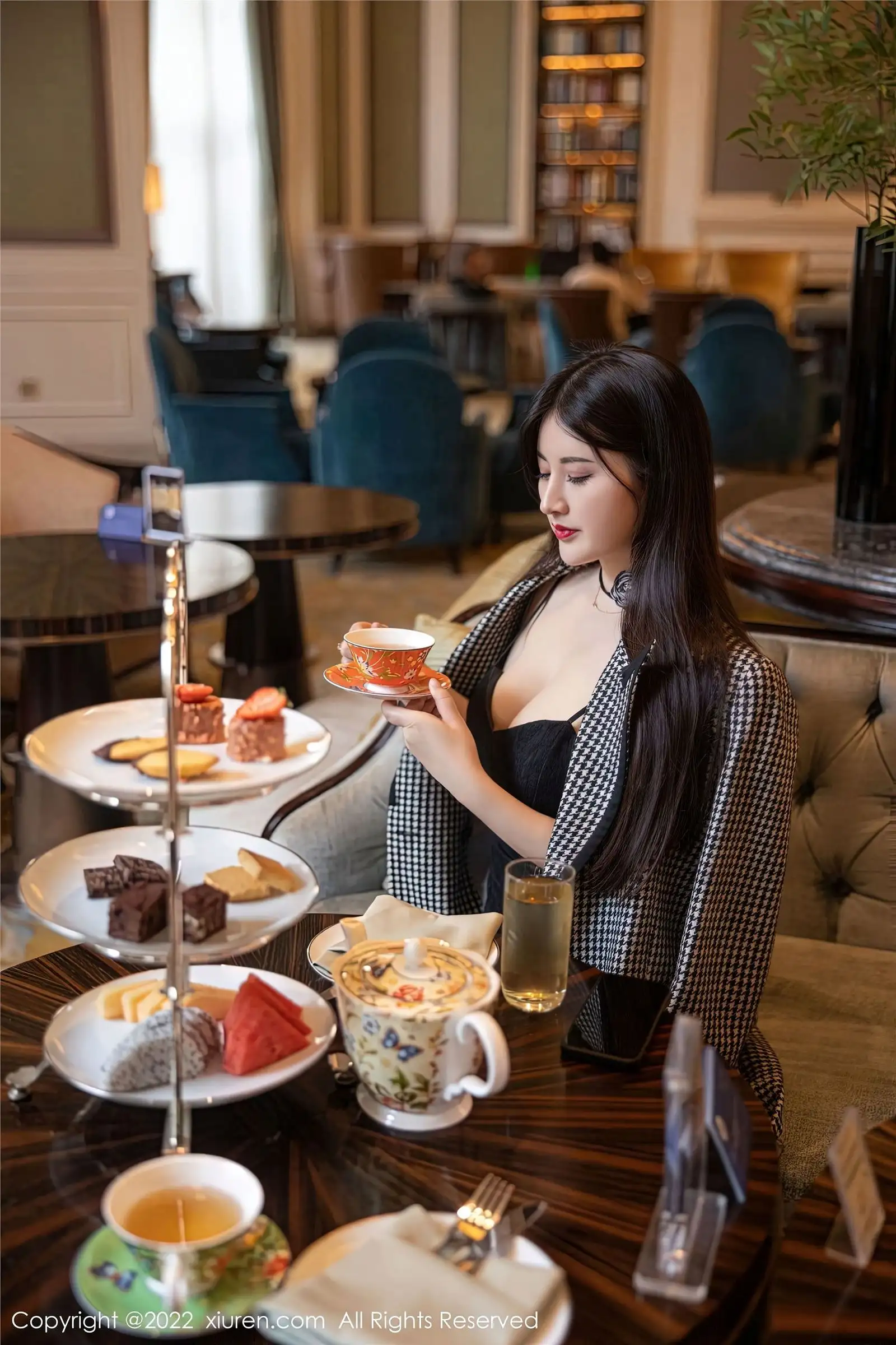 [XIUREN秀人网] 2022.12.27 NO.6049 诗诗kiki