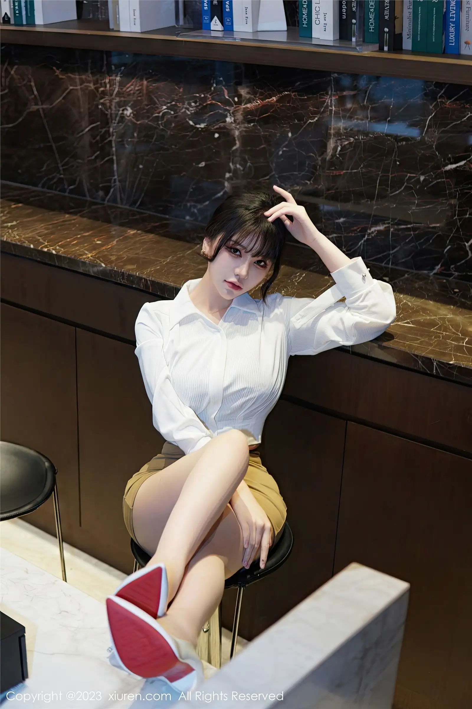 [XIUREN秀人网] 2023.01.10 No.6111 桃桃子