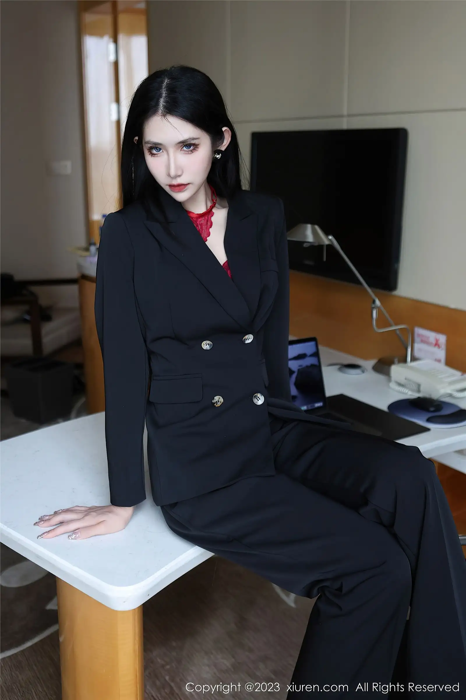 [XIUREN秀人网] 2023.03.13 NO.6402 依娜Yina