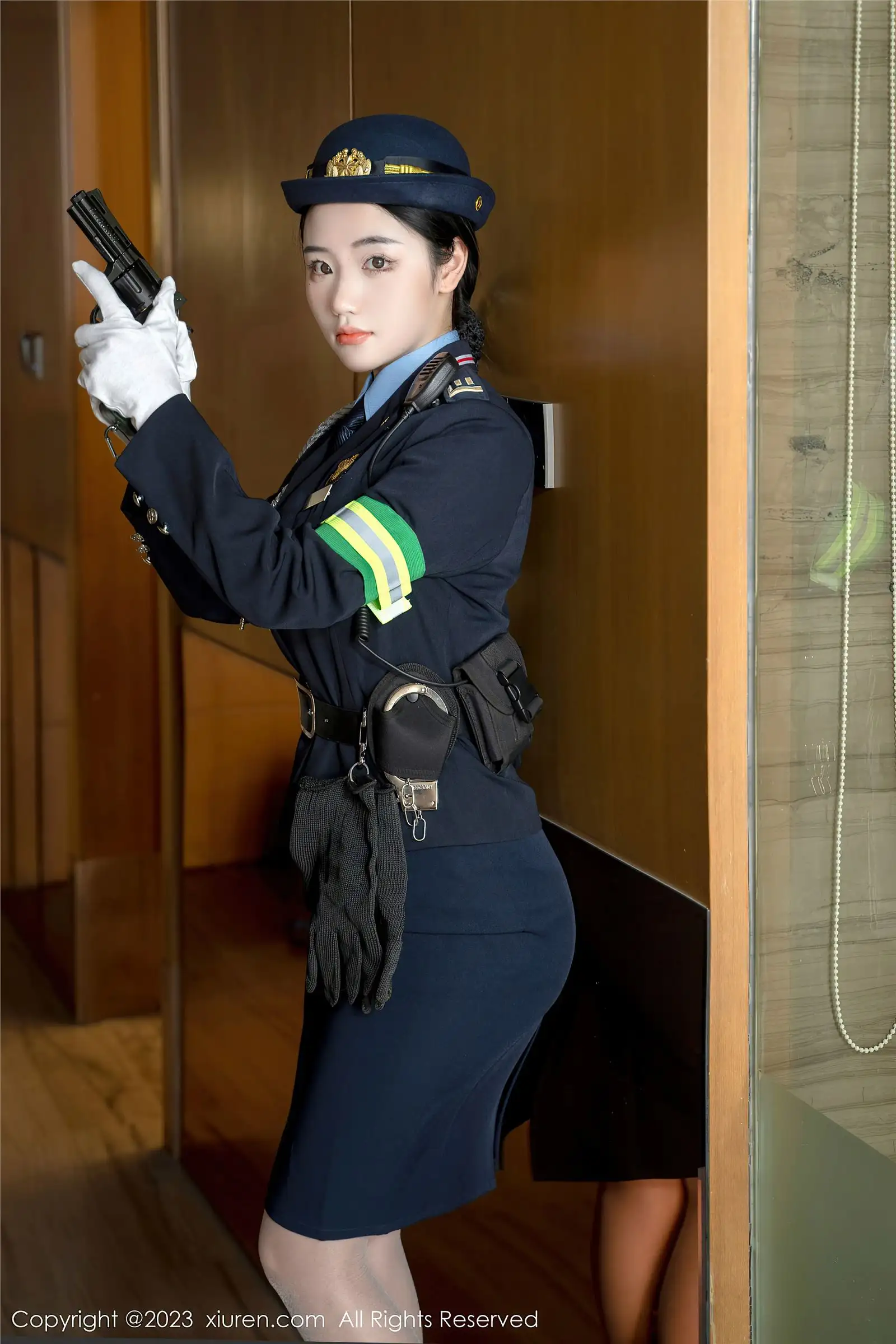 [XIUREN秀人网] 2023.03.30 NO.6497 汐汐爱吃草莓