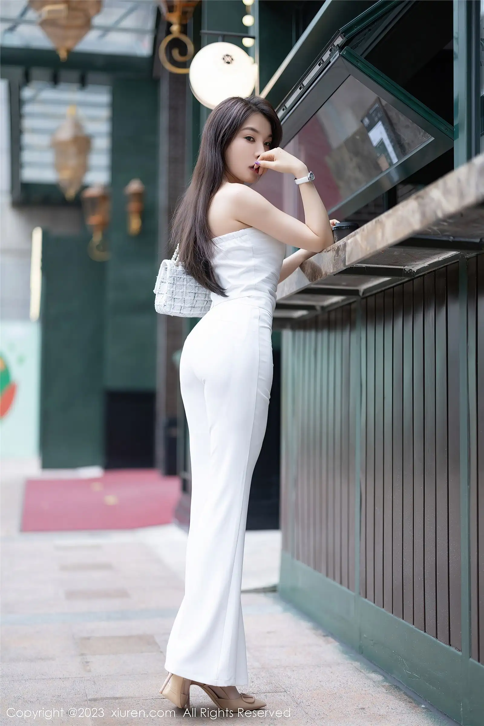 [XIUREN秀人网] 2023.04.24 NO.6628 徐莉芝Booty