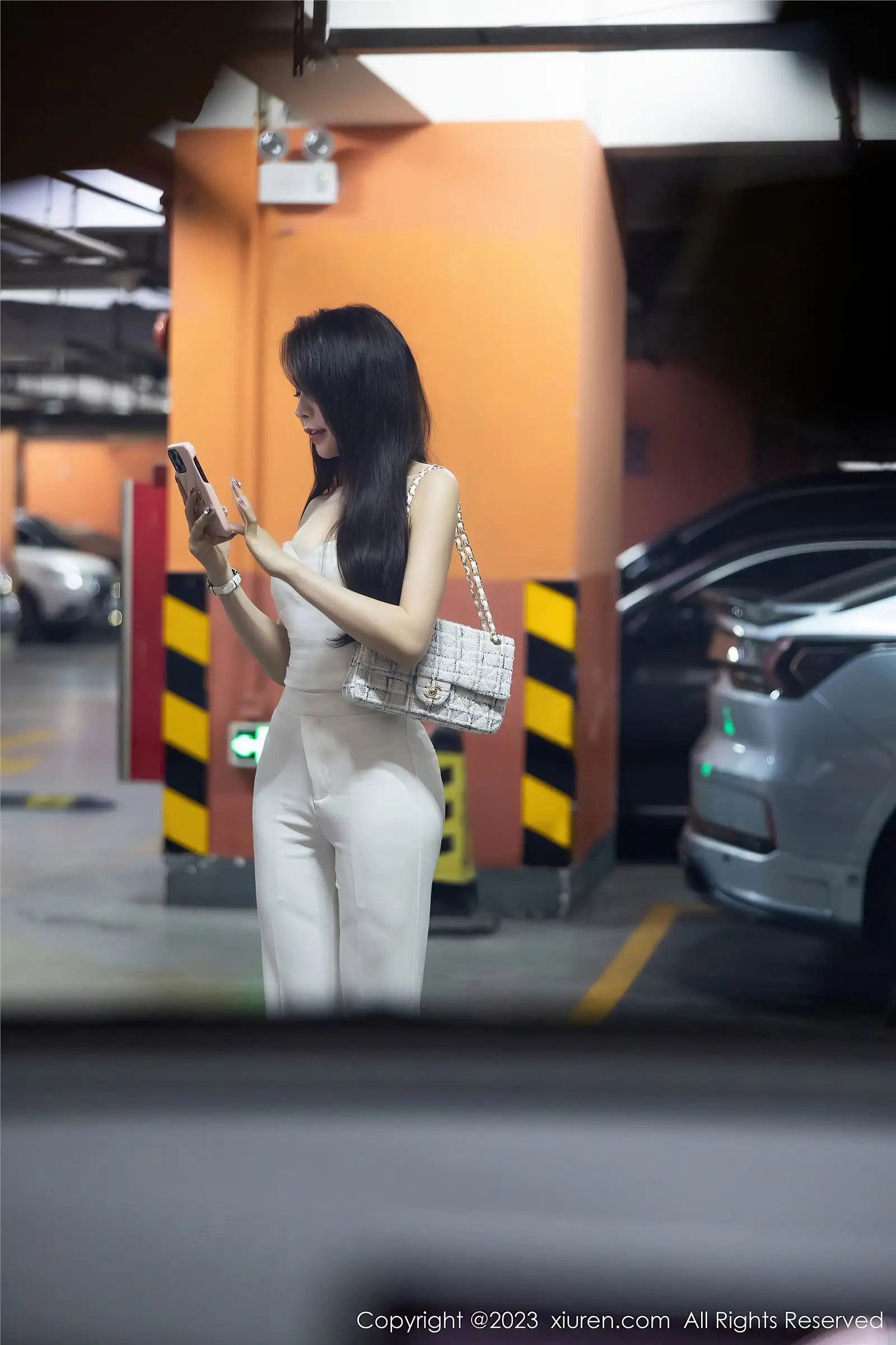 [XIUREN秀人网] 2023.04.24 NO.6628 徐莉芝Booty