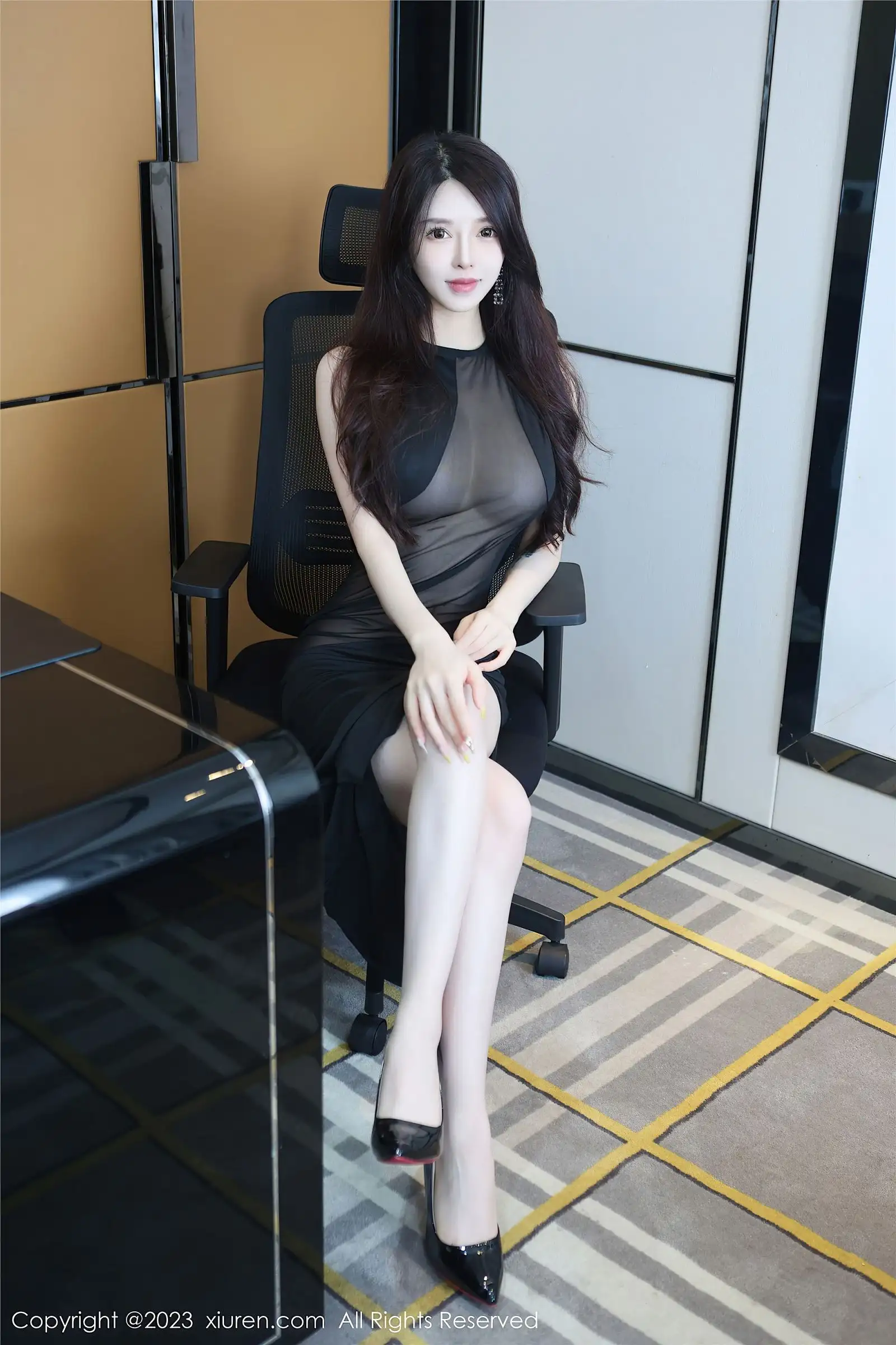 [XIUREN秀人网] 2023.06.19 NO.6937 玉兔miki