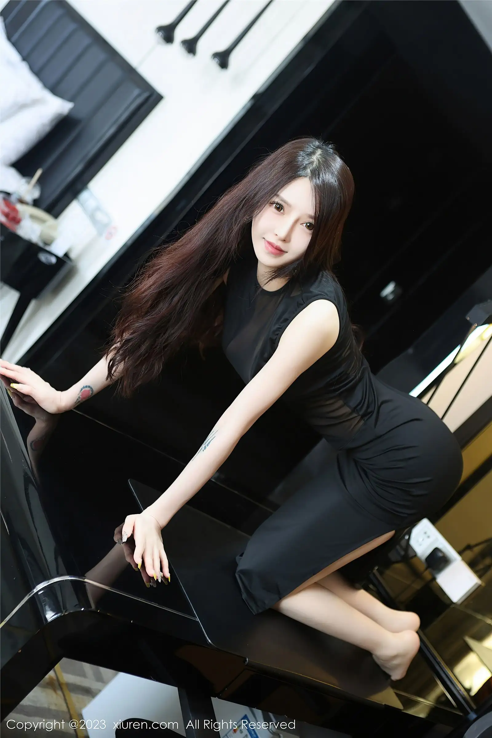 [XIUREN秀人网] 2023.06.19 NO.6937 玉兔miki