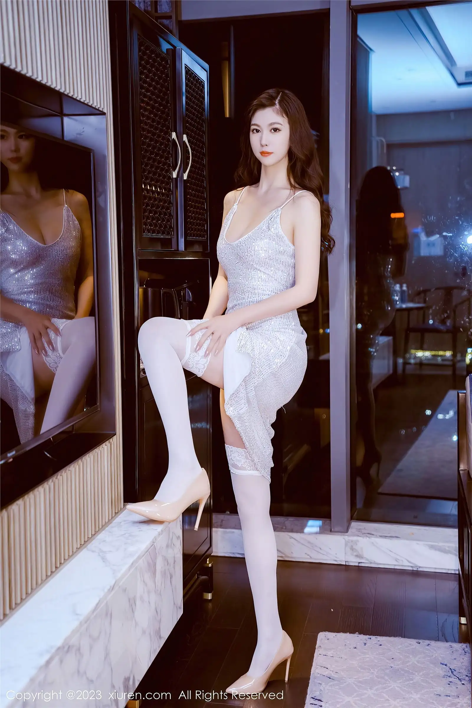 [XIUREN秀人网] 2023.07.13 NO.7071 李雅柔182CM 丝袜