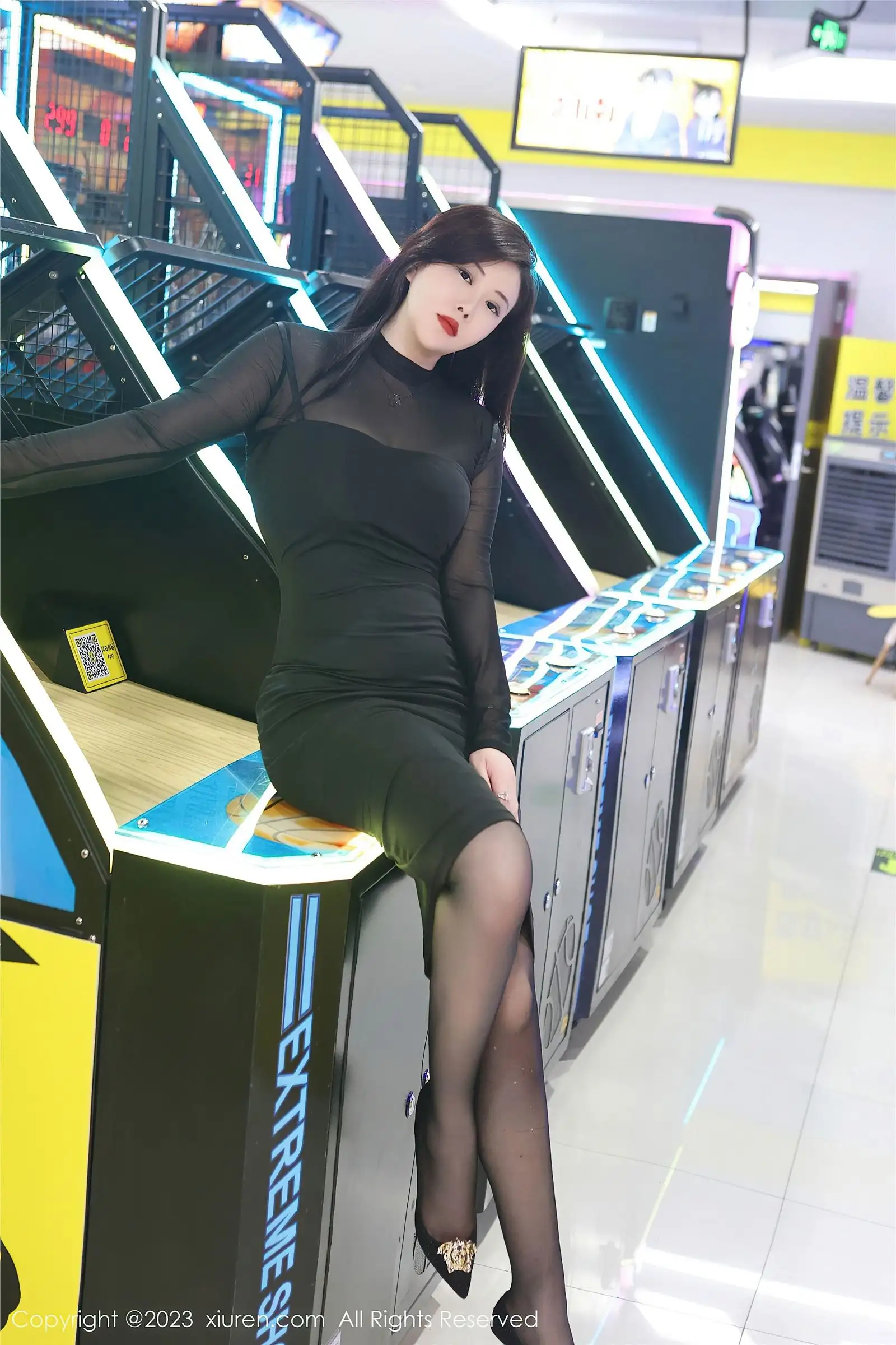 [XIUREN秀人网] 2023.08.14 NO.7230 王婉悠Queen