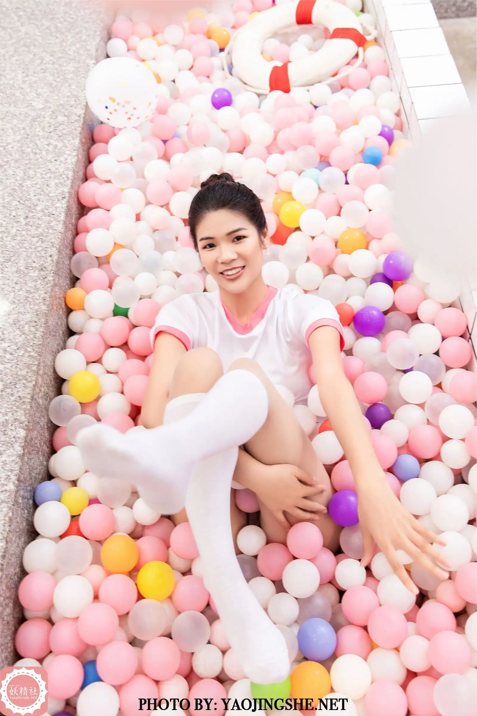 [YJS妖精社] V2007《珍珍-彩球浴室》