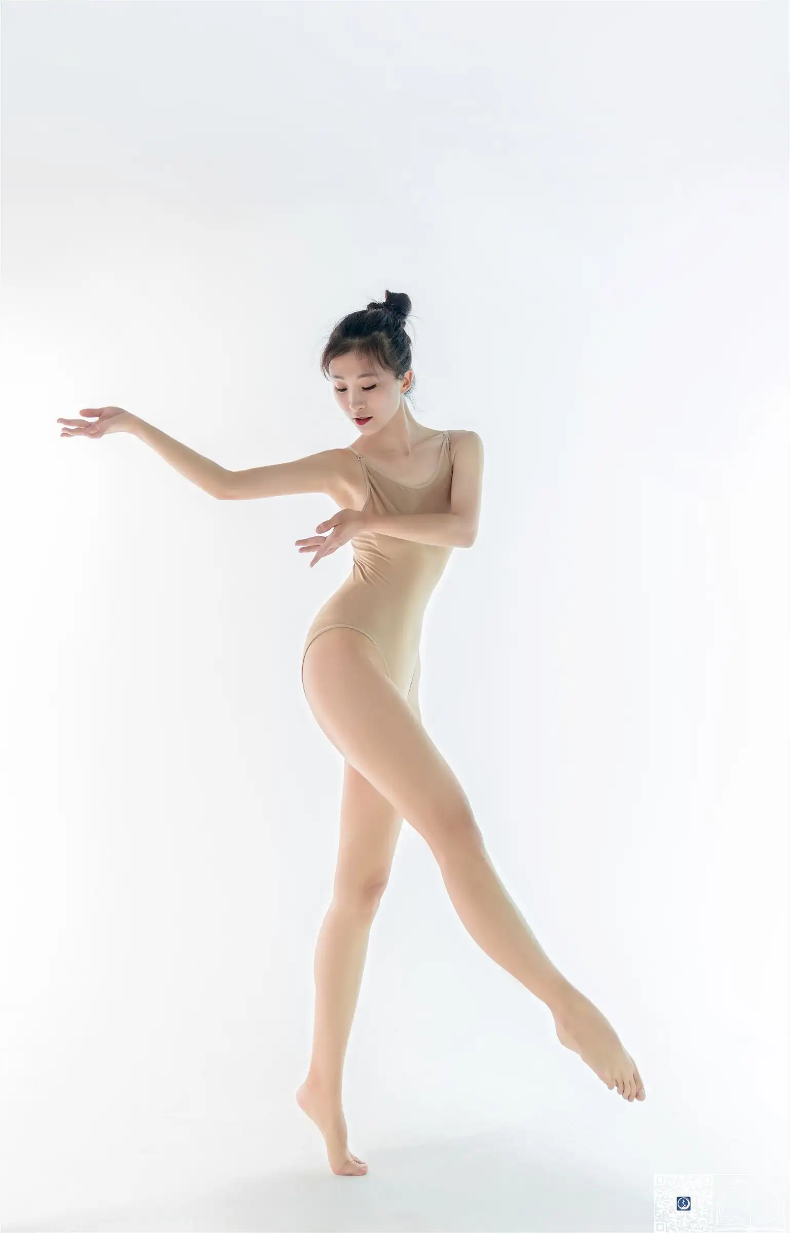 [GALLI嘉丽] 舞蹈生日记 013 – 佳美