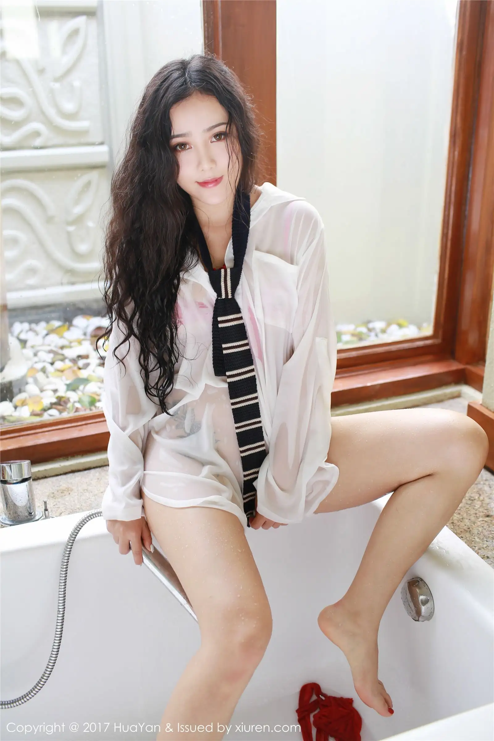 [花の颜套图] 2017.02.15 Vol.028 Manuela玛鲁娜