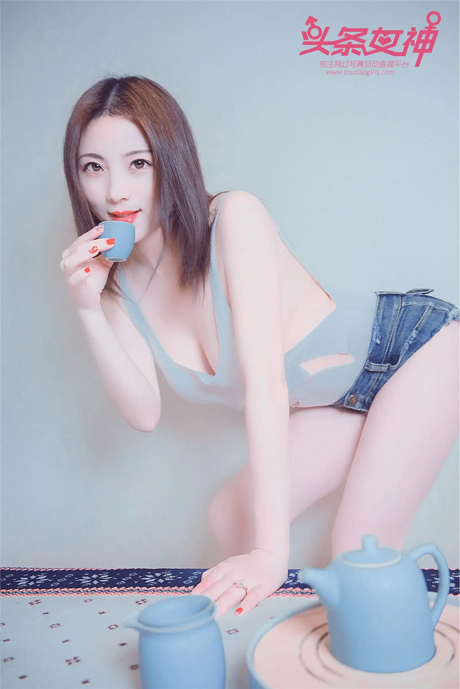 [Toutiaogirls] 2018.04.20 迪爱儿跨栏背心