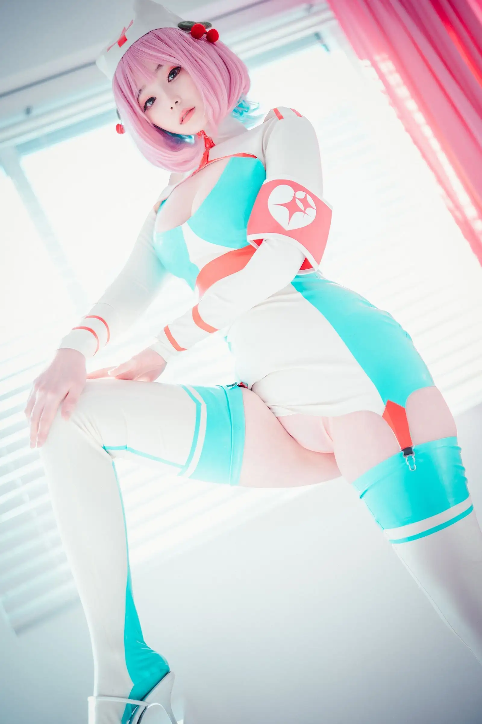 [BamBi] NO.055 DJAWA Cling To Latex
