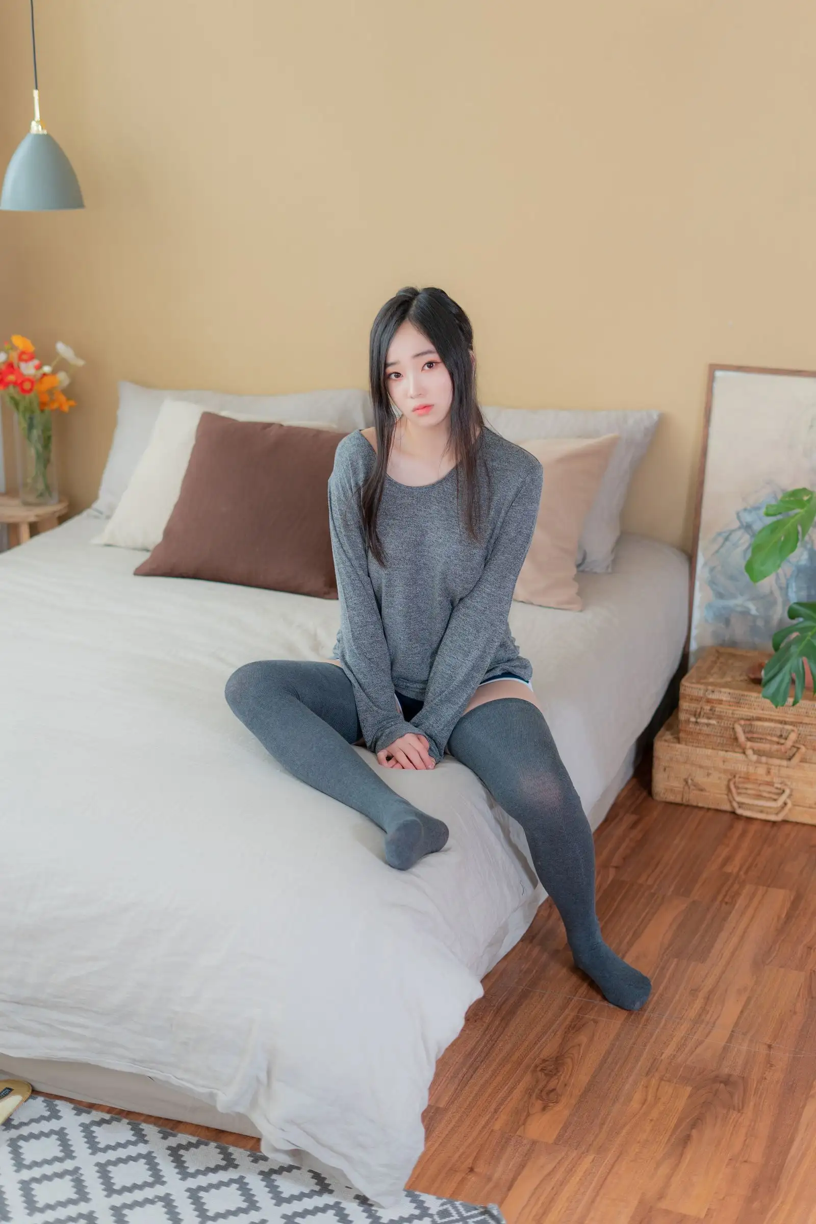[BamBi] NO.058 CREAMSODA Over knee socks Concept_2