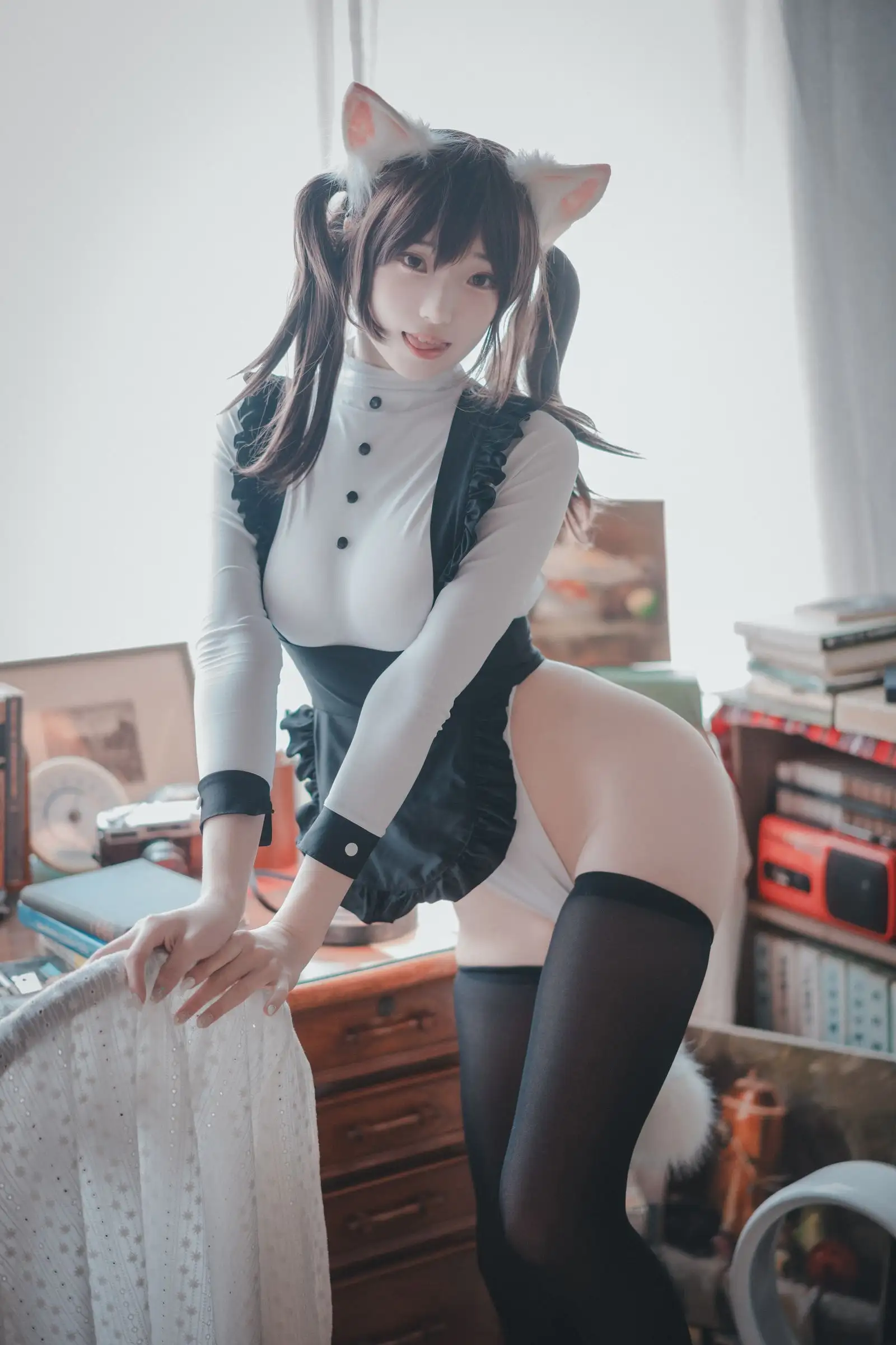 [BamBi] NO.071 DJAWA &Sonson Maid Mansion W