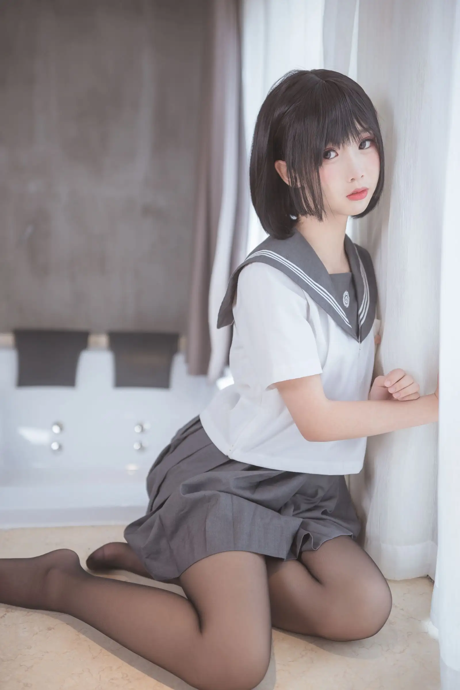 [Coser面饼仙儿] NO.016 脑内少女 黑丝JK