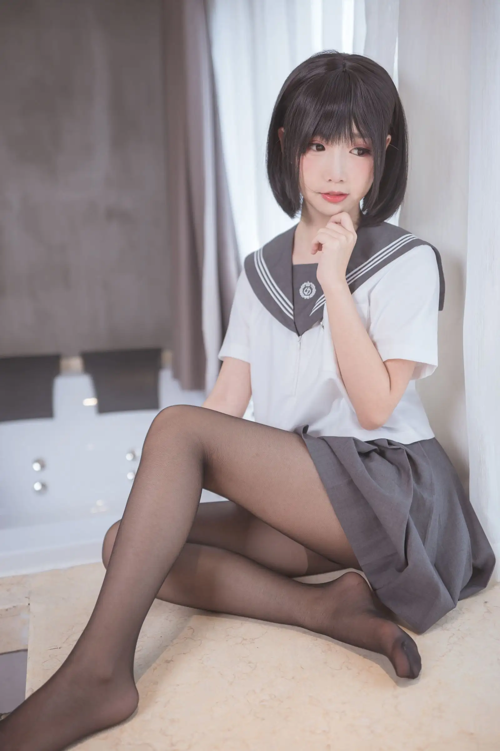 [Coser面饼仙儿] NO.016 脑内少女 黑丝JK