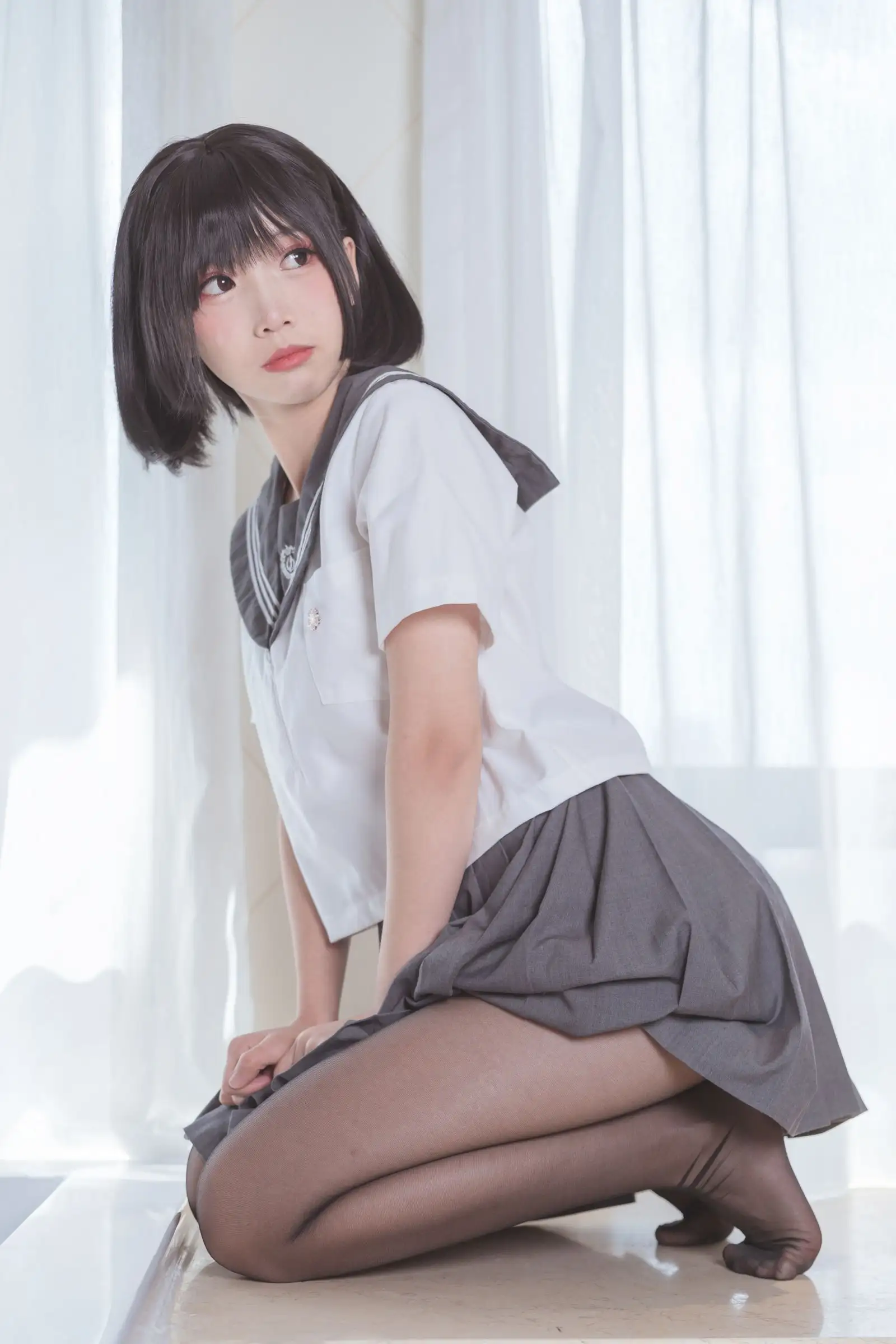 [Coser面饼仙儿] NO.016 脑内少女 黑丝JK