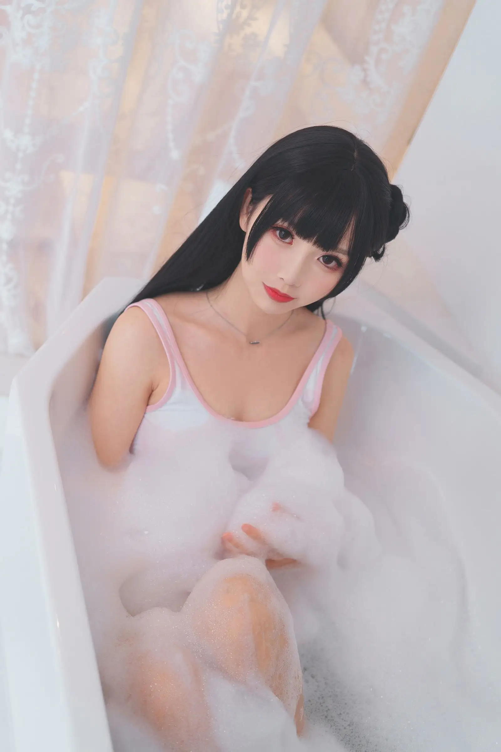 [Coser面饼仙儿] NO.069 浴缸泡泡