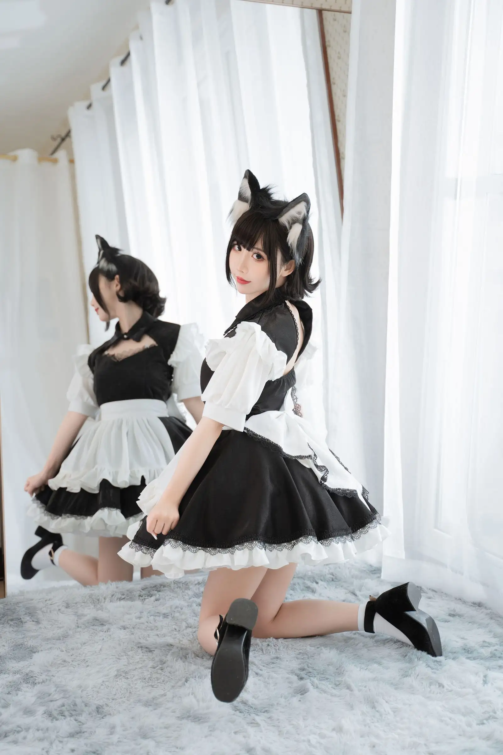 [Coser面饼仙儿] NO.114 开胸女仆