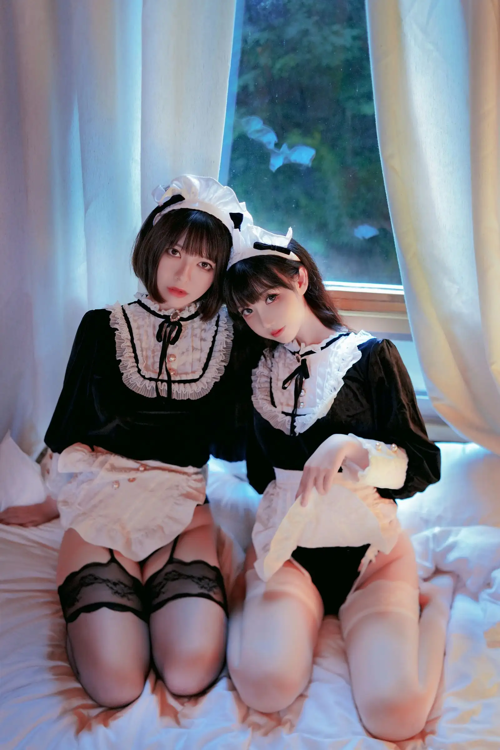 [Coser面饼仙儿] NO.138 女仆姐妹 (半半子)