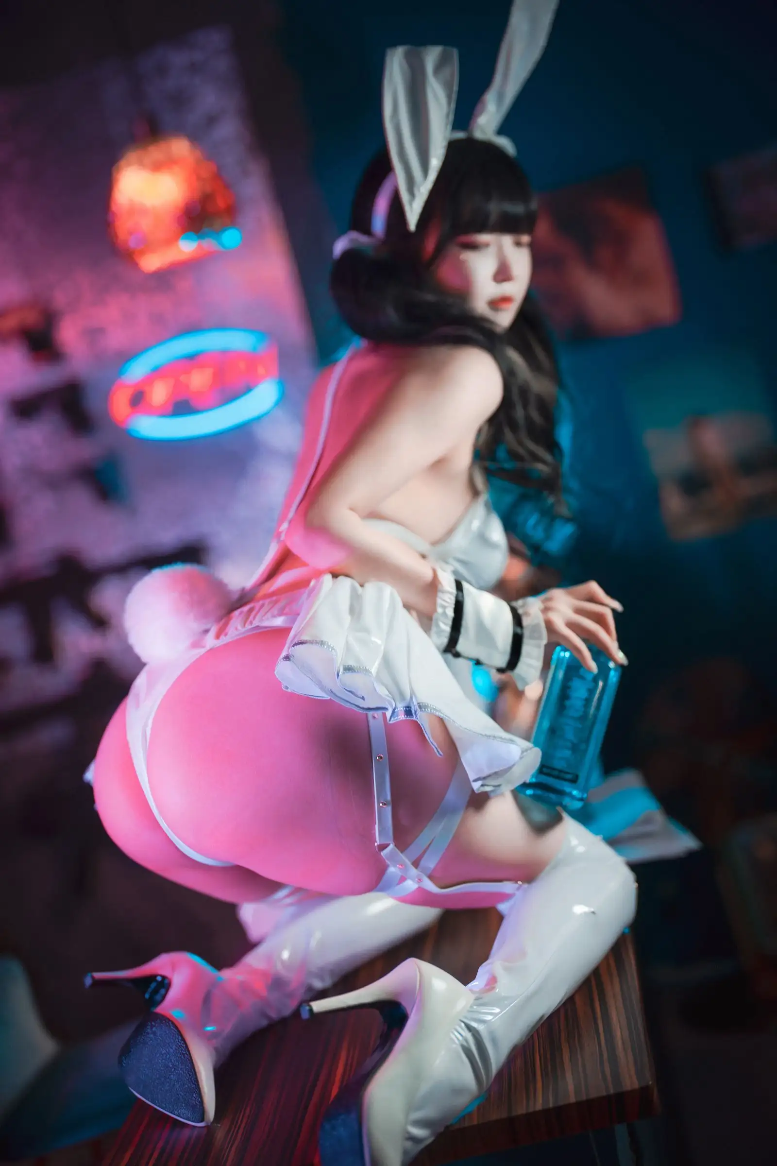 [DJAWA] Aram – Tame Your Bunny