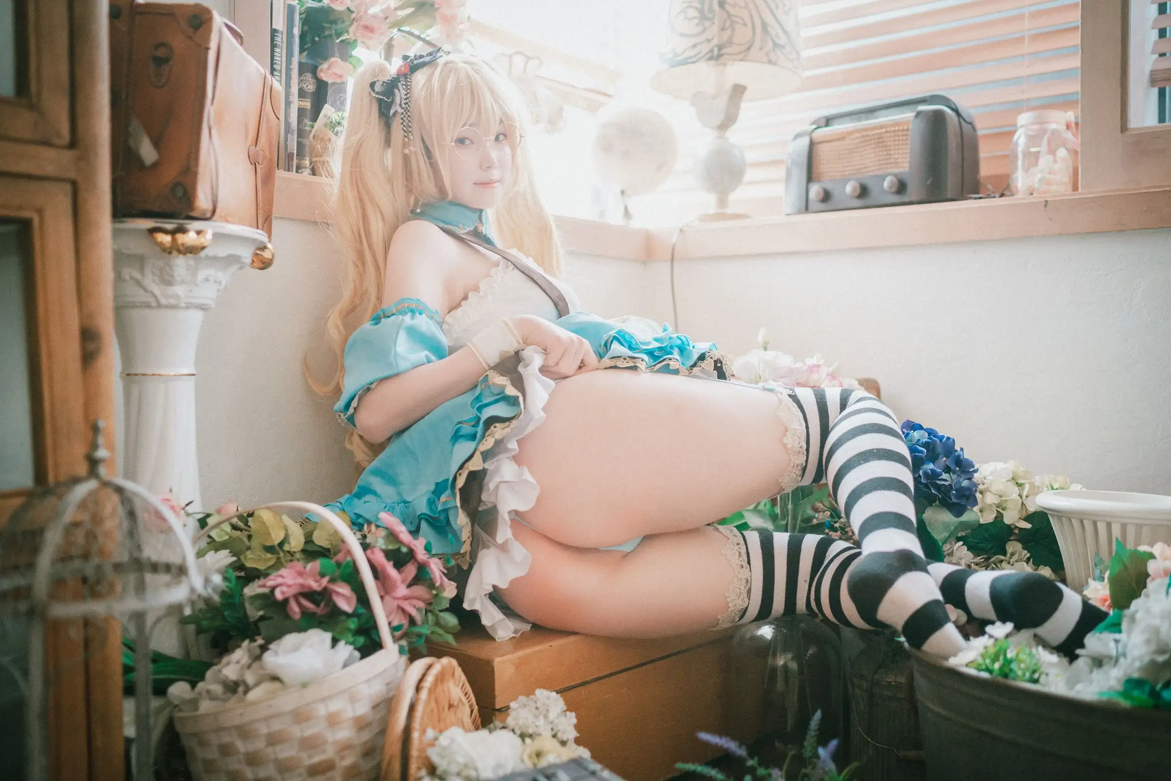 [DJAWA] Bambi – Alice in Glasses