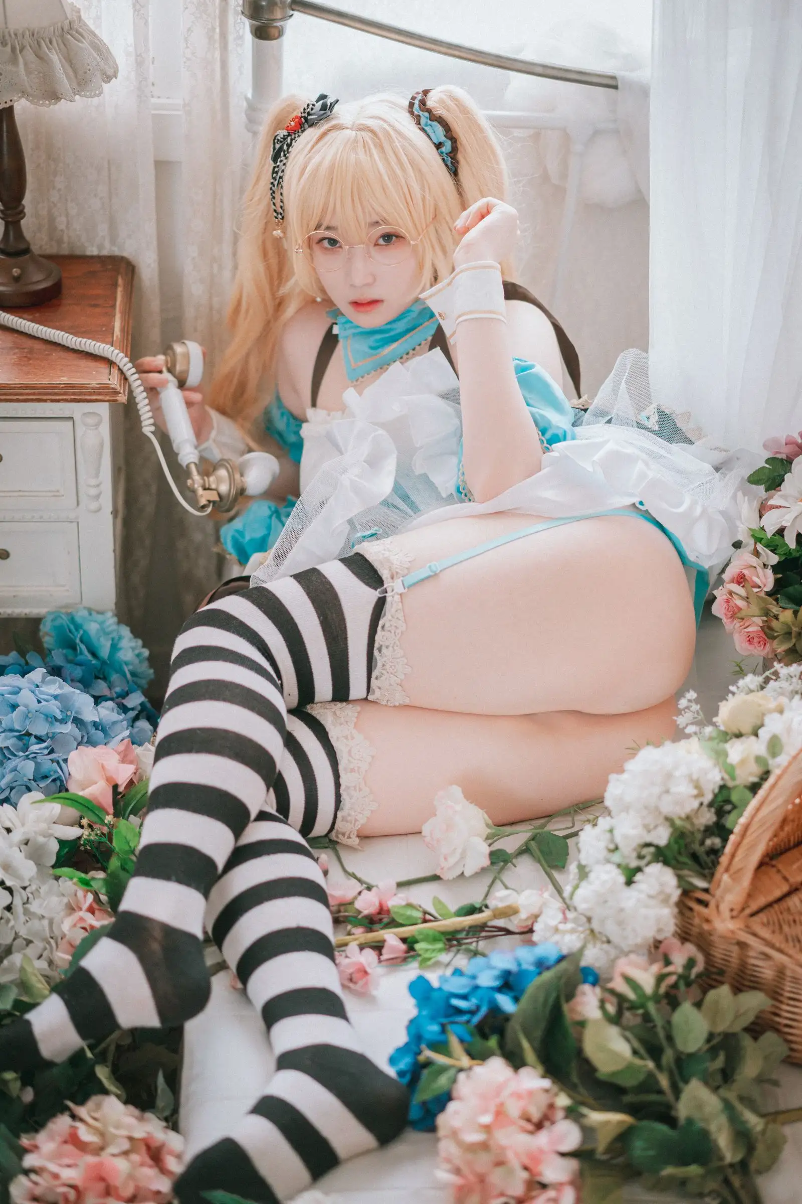 [DJAWA] Bambi – Alice in Glasses