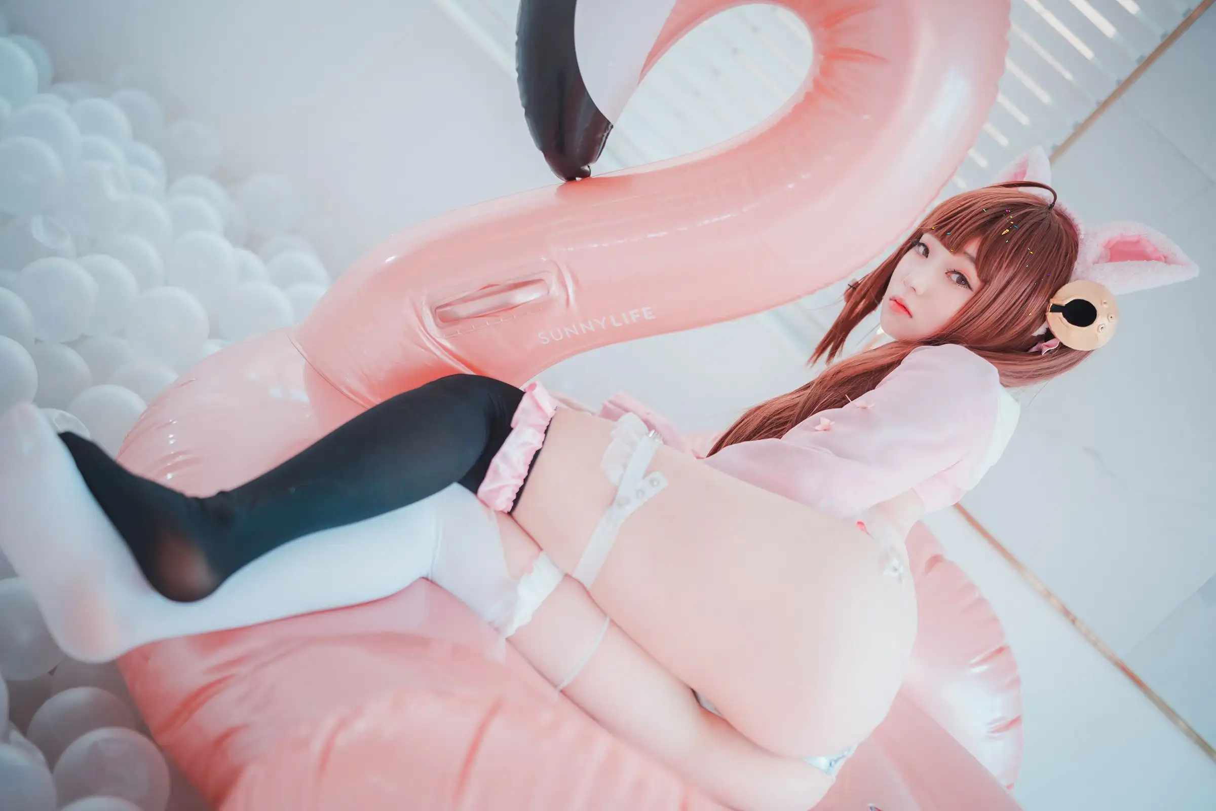[DJAWA] BamBi – Candy Jelly Love