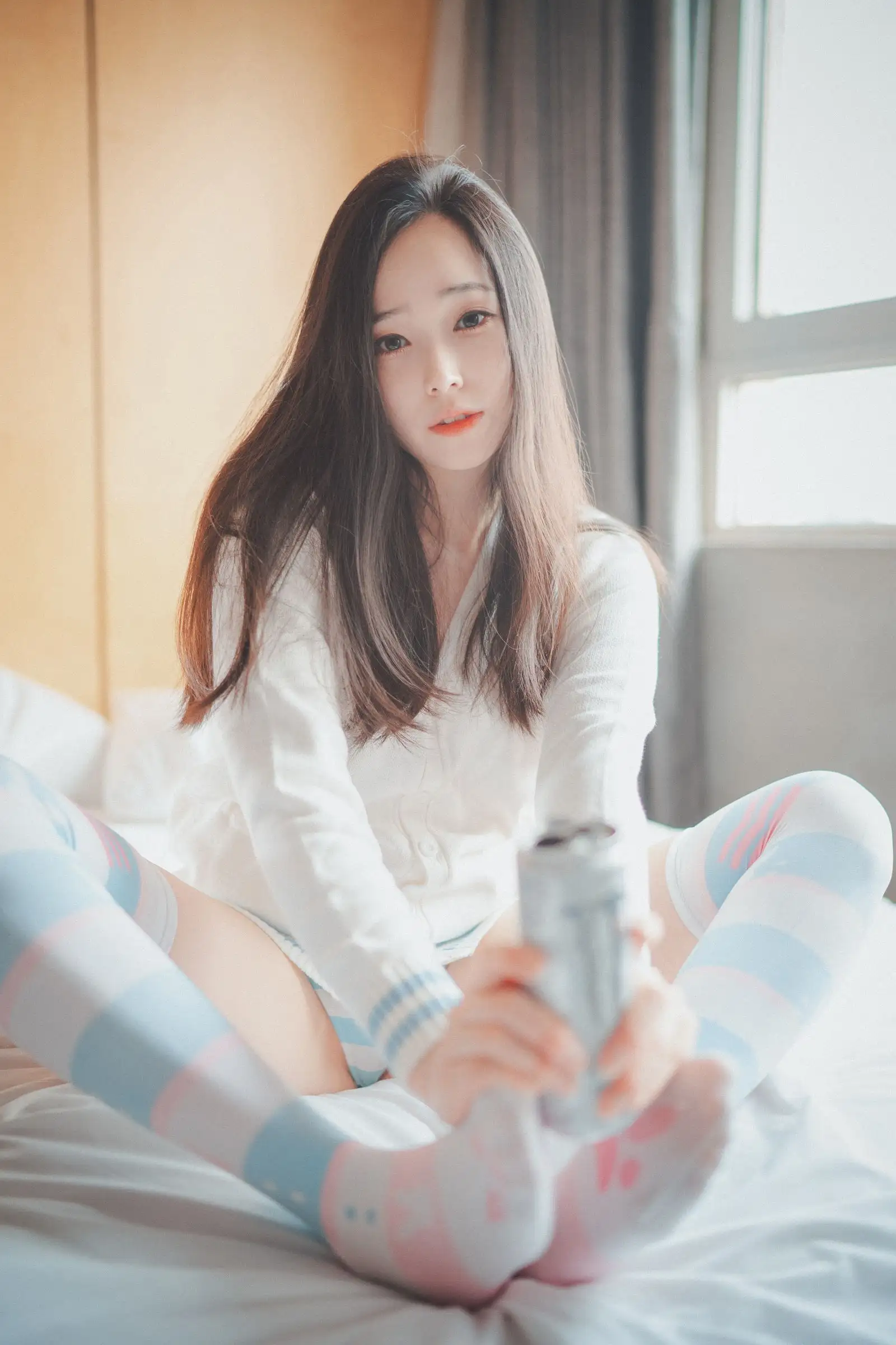 [DJAWA] Bambi – Homebody Girl