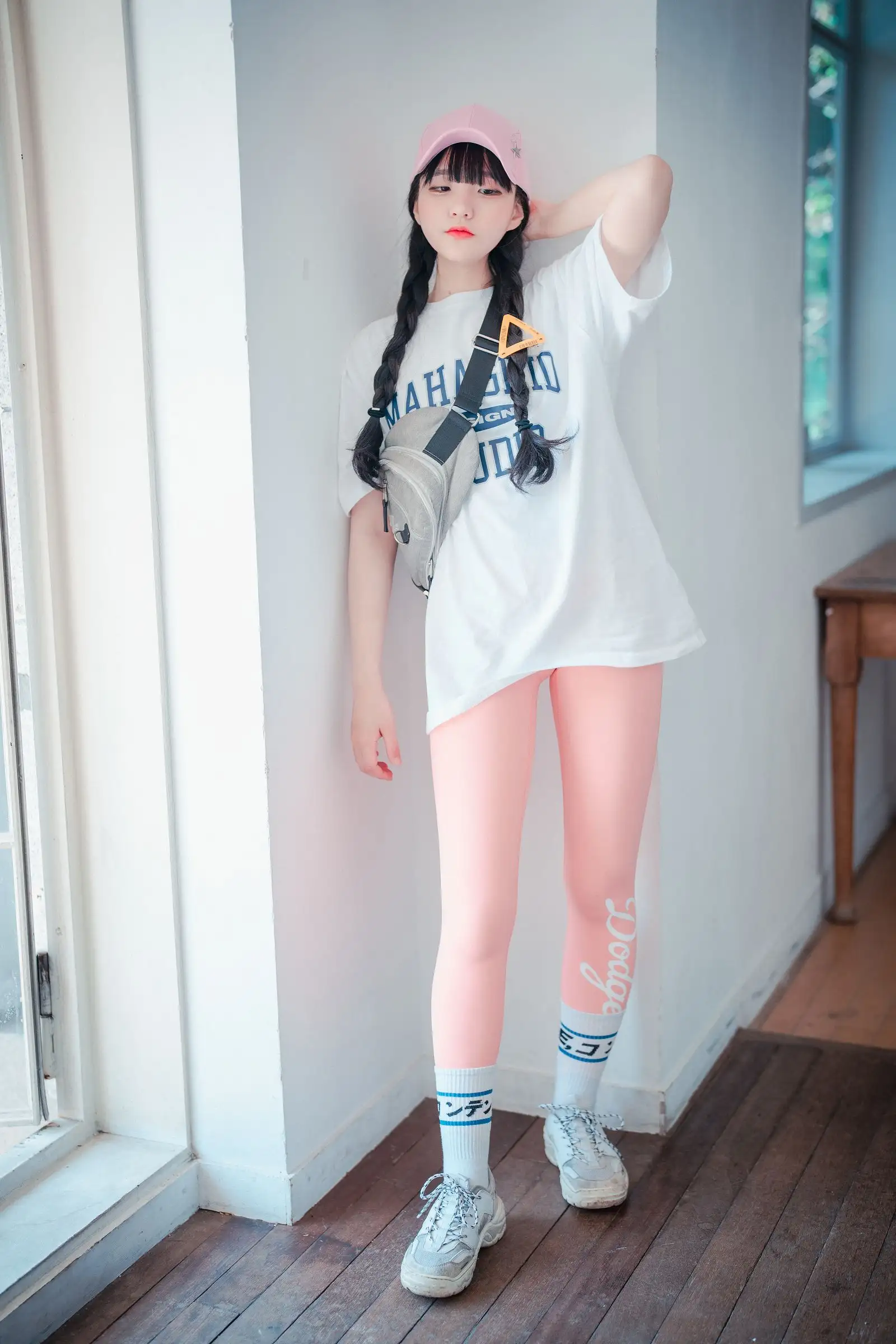 [DJAWA] Jenny – Loose and Tight_Pink