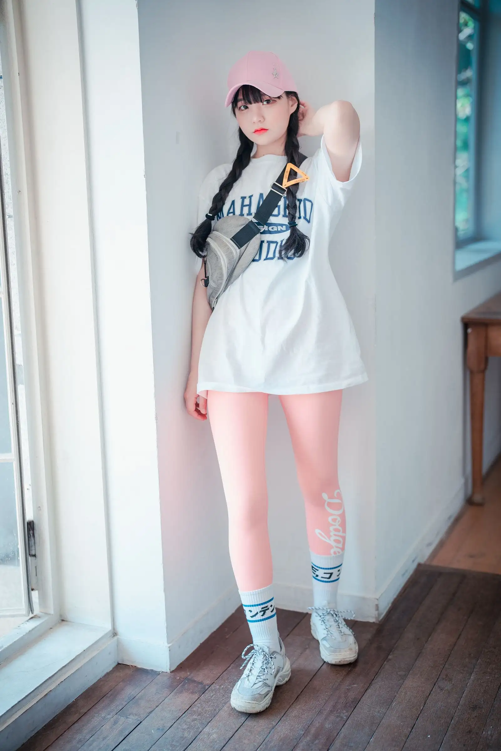 [DJAWA] Jenny – Loose and Tight_Pink