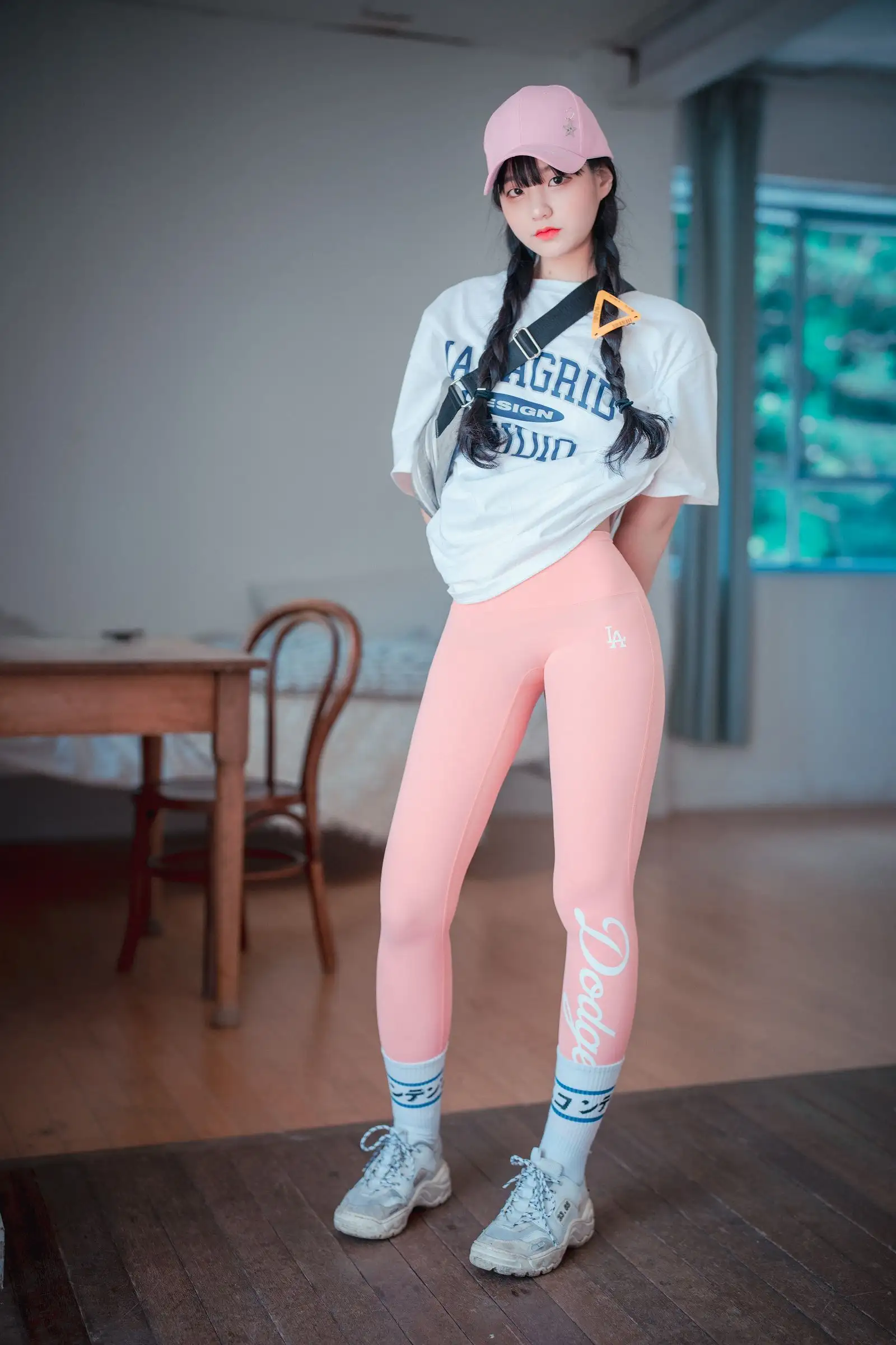 [DJAWA] Jenny – Loose and Tight_Pink