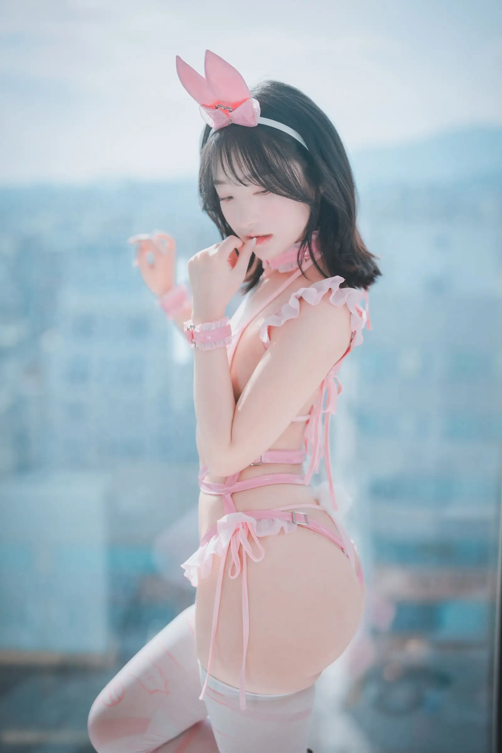 [DJAWA] Photo – HaNari – My Pinky Valentine