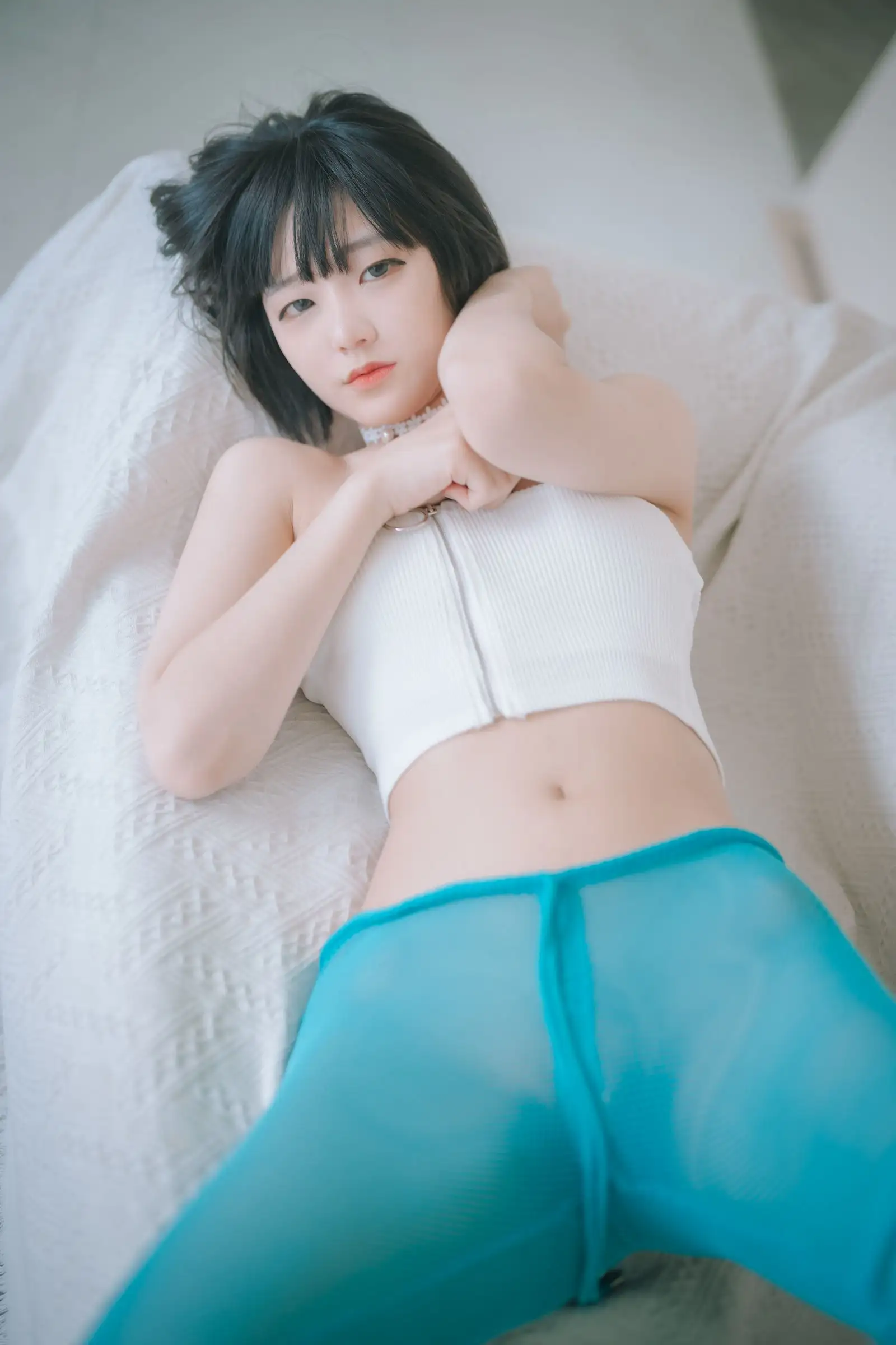 [DJAWA] Photo – Jenny – A Drowsy Day