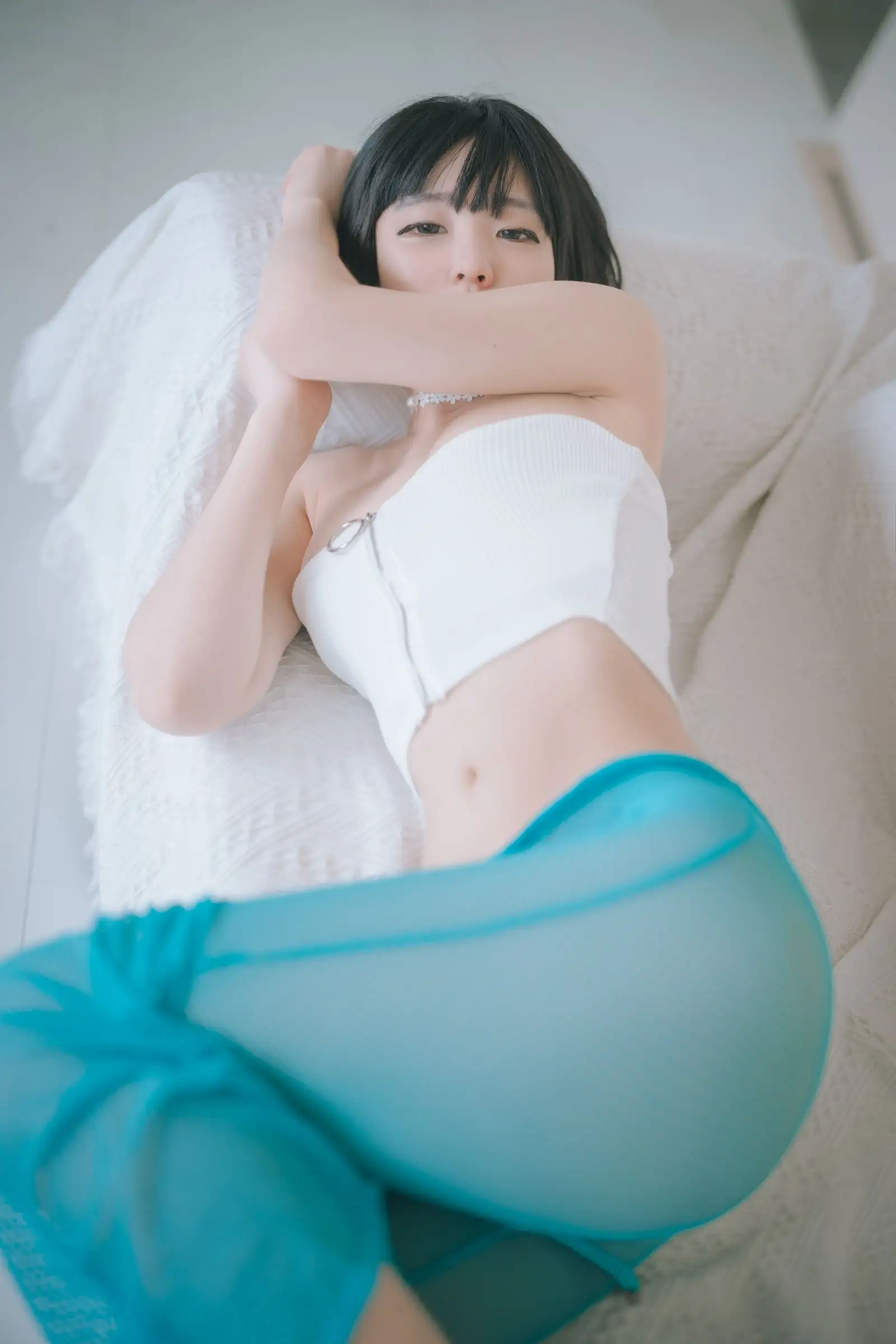 [DJAWA] Photo – Jenny – A Drowsy Day