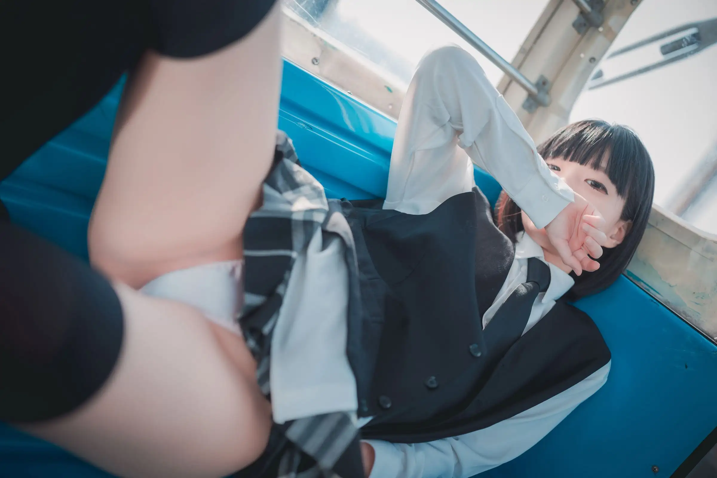 [DJAWA] Photo – Jenny Theme Park Girl