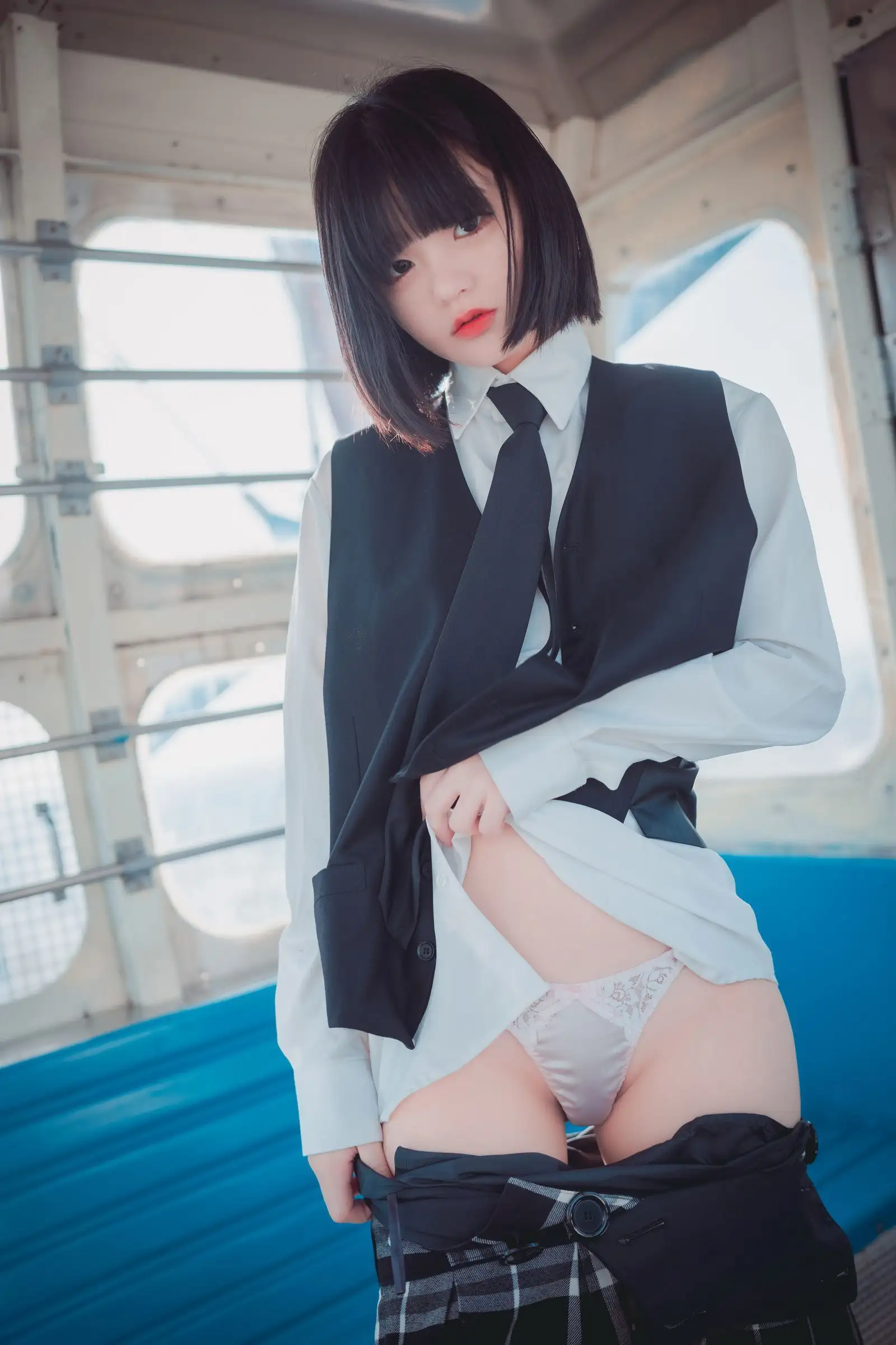 [DJAWA] Photo – Jenny Theme Park Girl