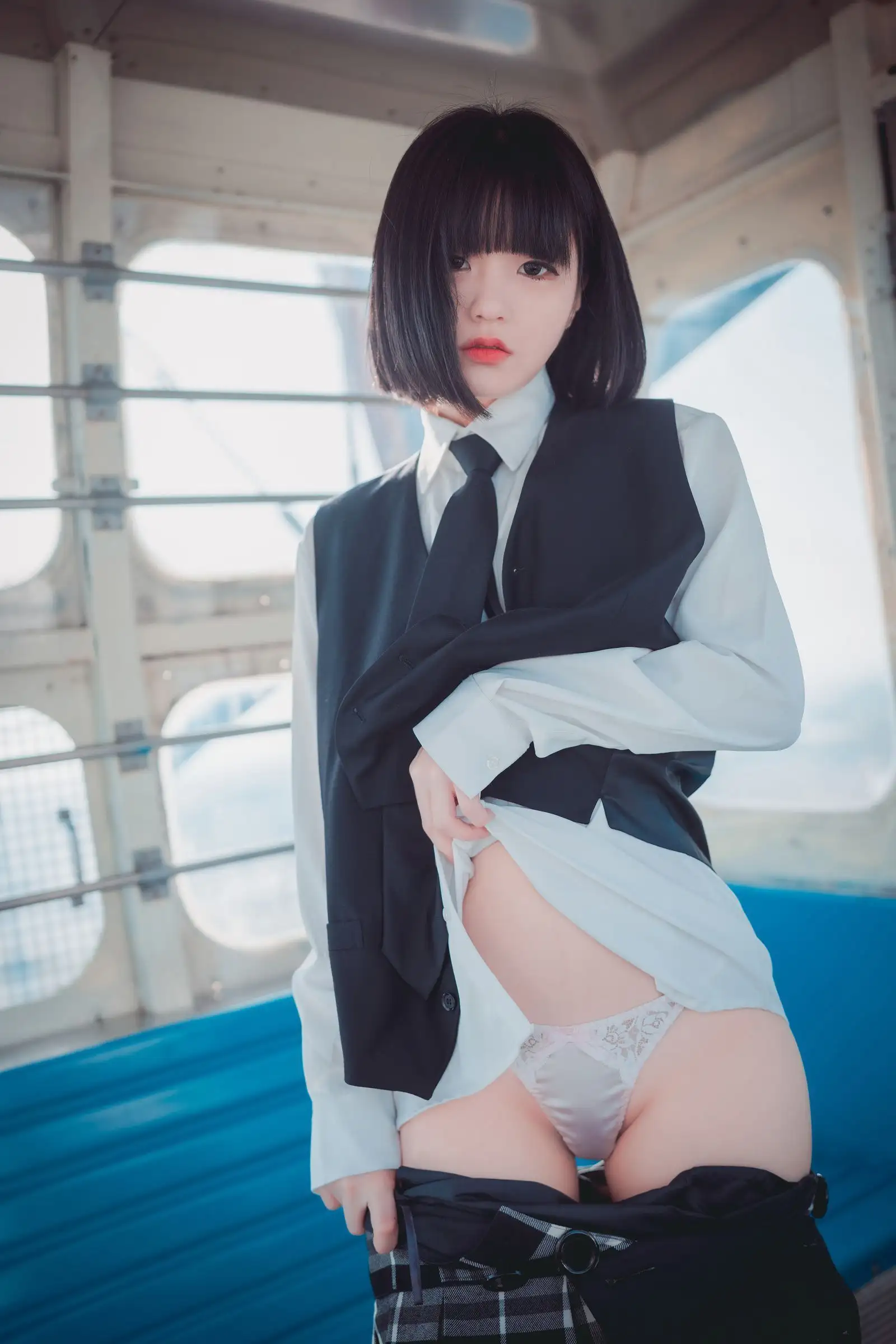[DJAWA] Photo – Jenny Theme Park Girl