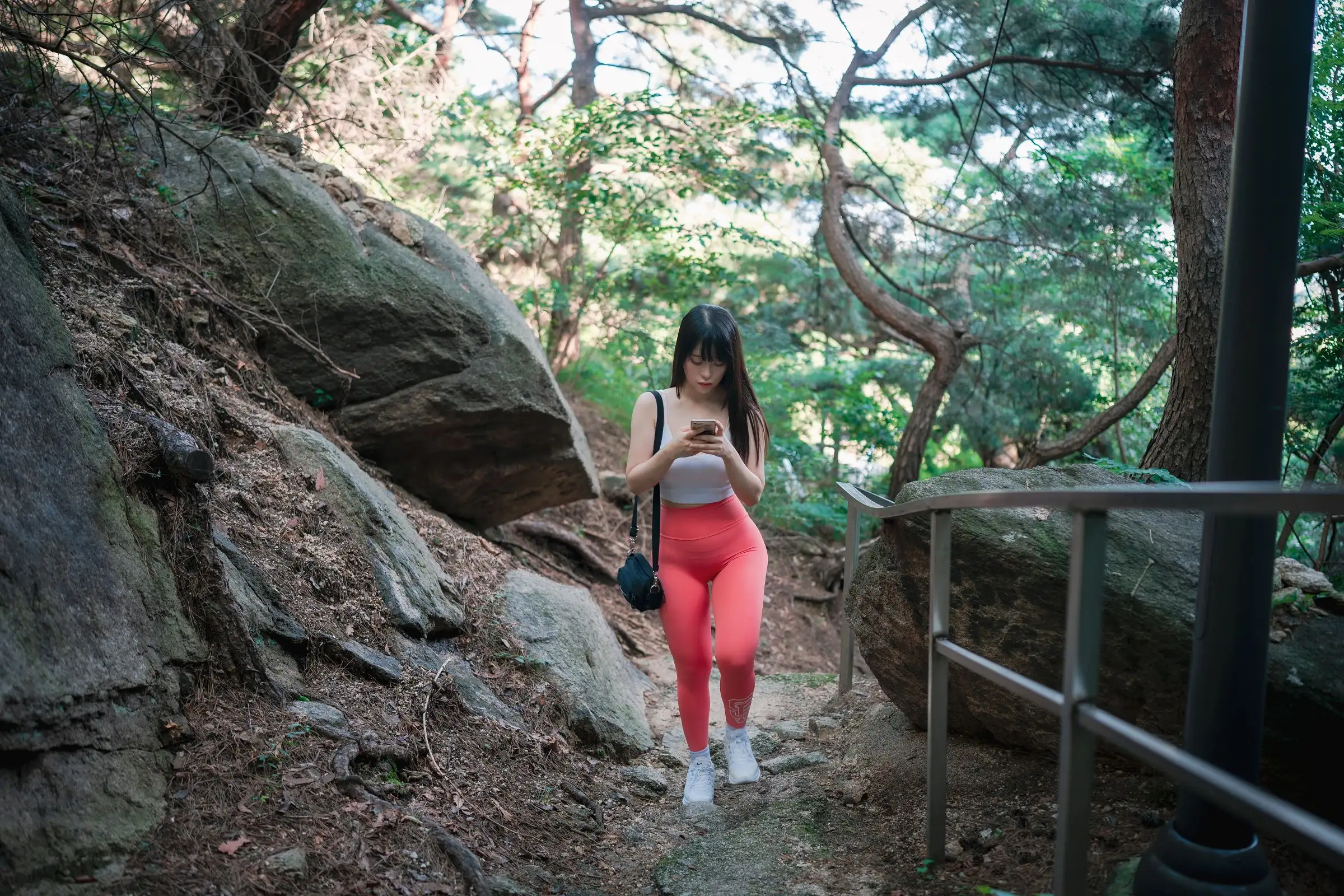 [DJAWA] ZziZzi – Naughty Trekking 2nd Course + S.Ver