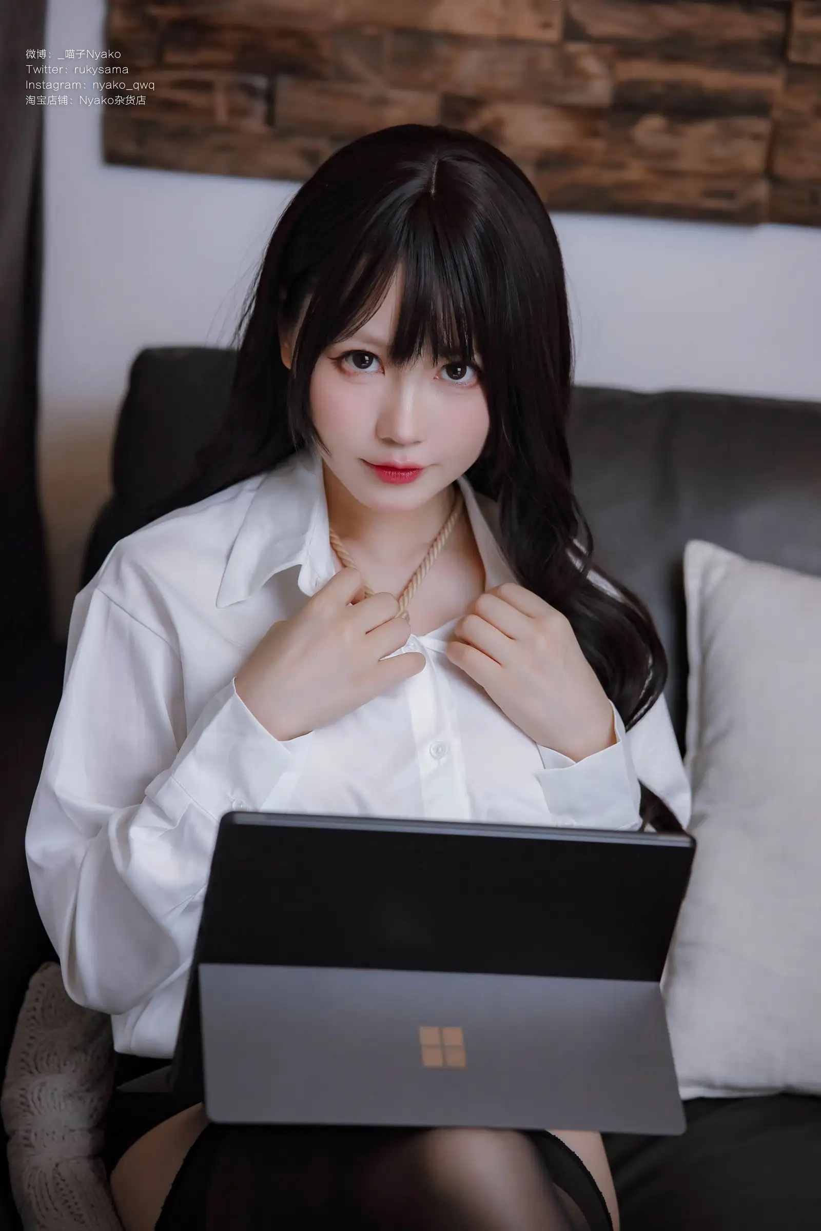 [Nyako喵子] NO.060 隣のやばいお姉さん OL