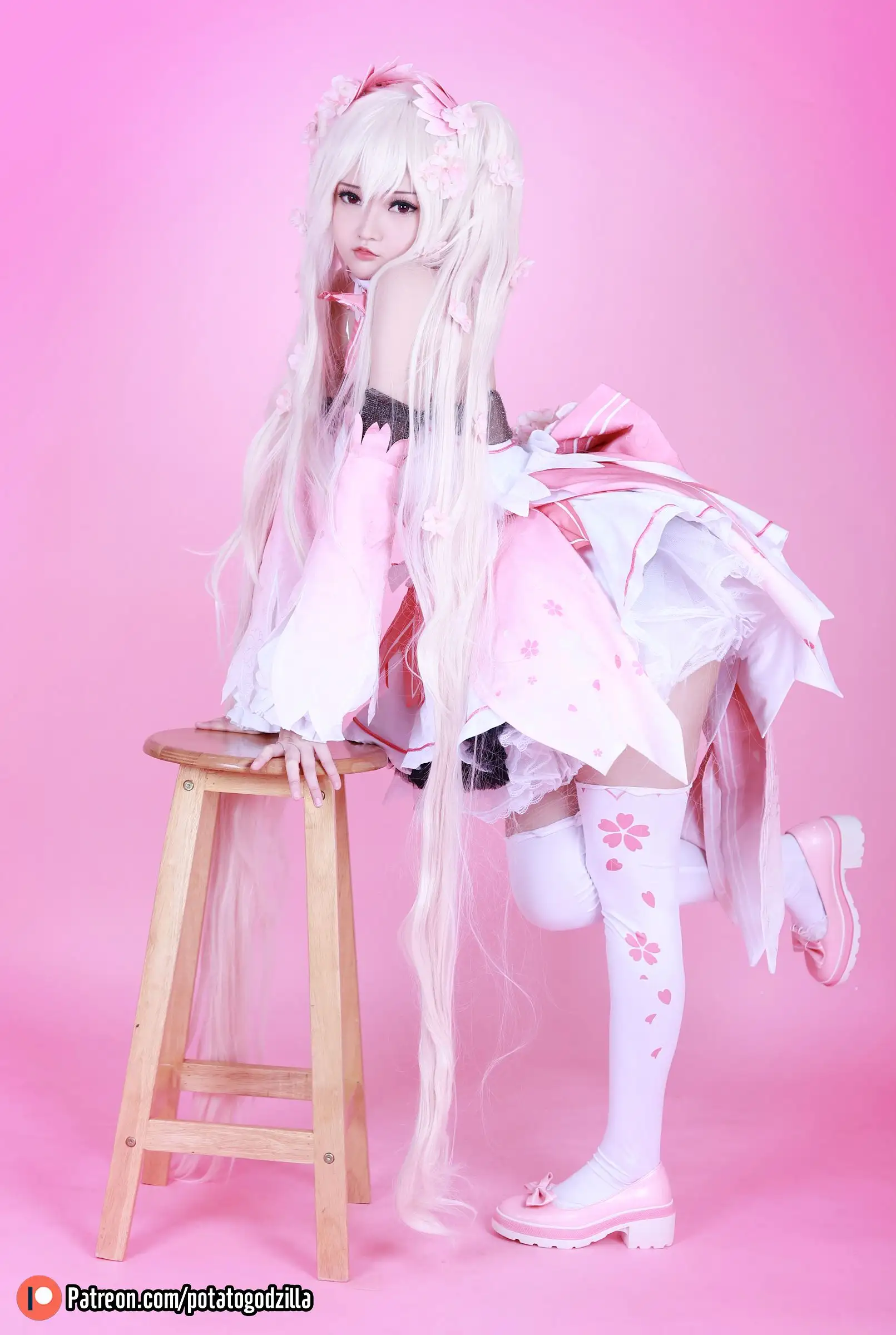[Potato Godzilla] NO.023 Sakura Miku