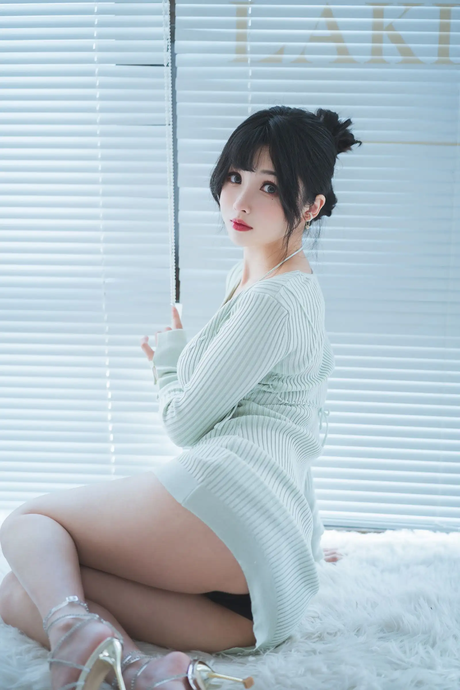 [rioko凉凉子] NO.077 人妻毛衣