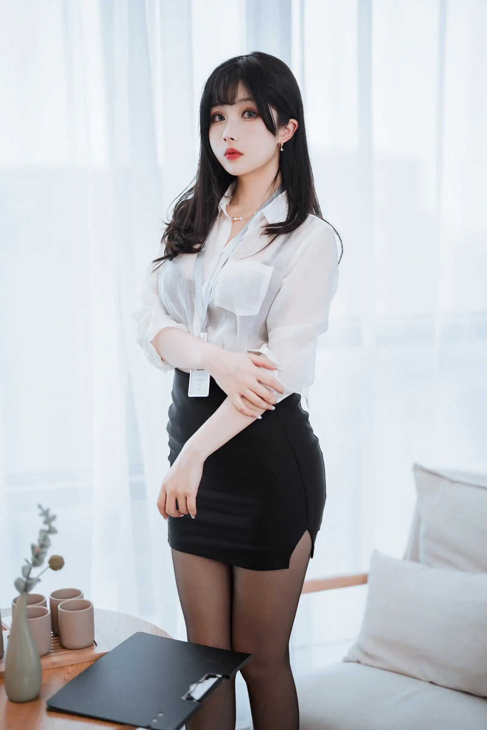 [rioko凉凉子] NO.093 &面饼仙儿 黑丝ol制服双人 OL前辈