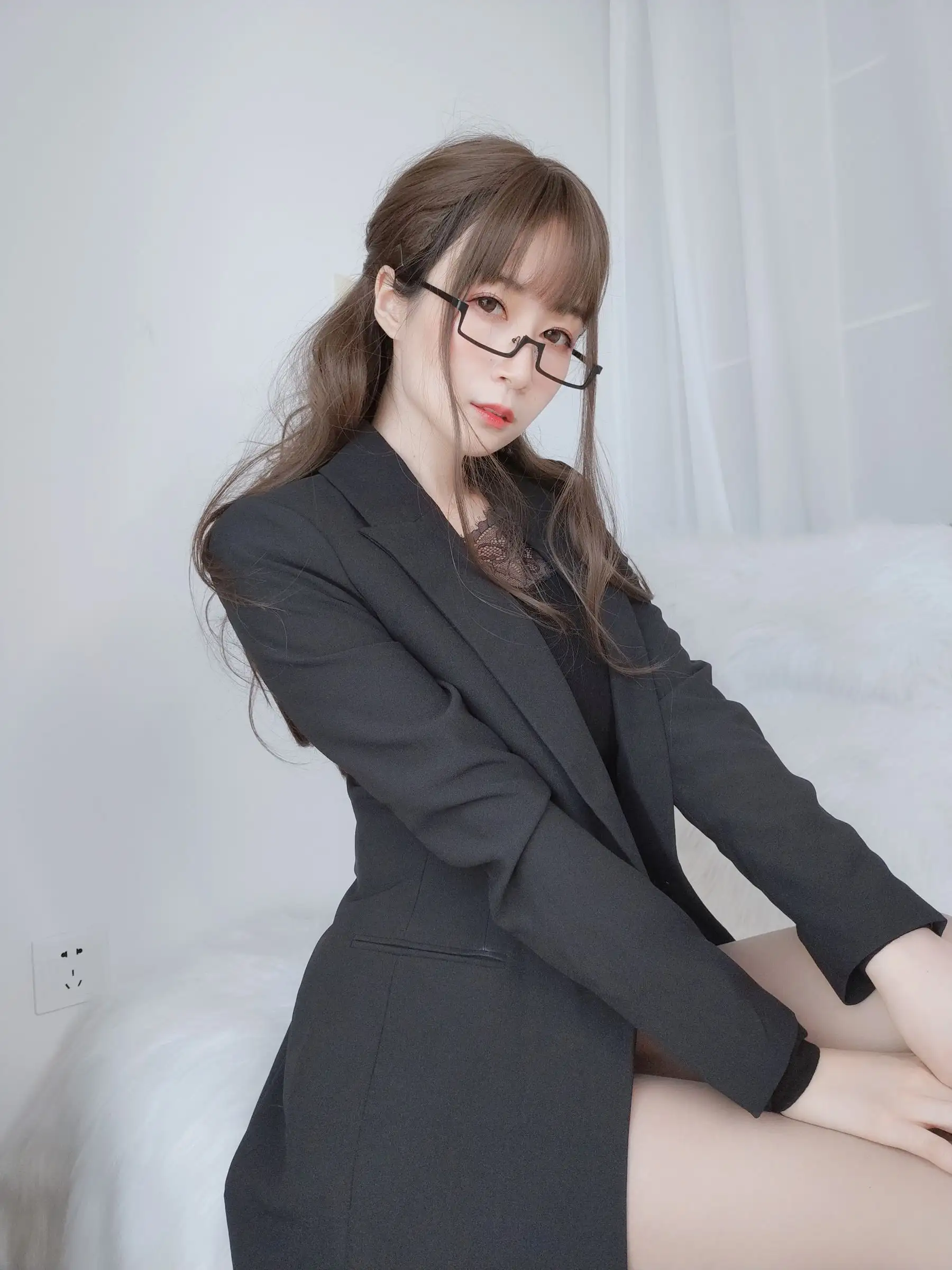 [白银81] NO.049 黑西服