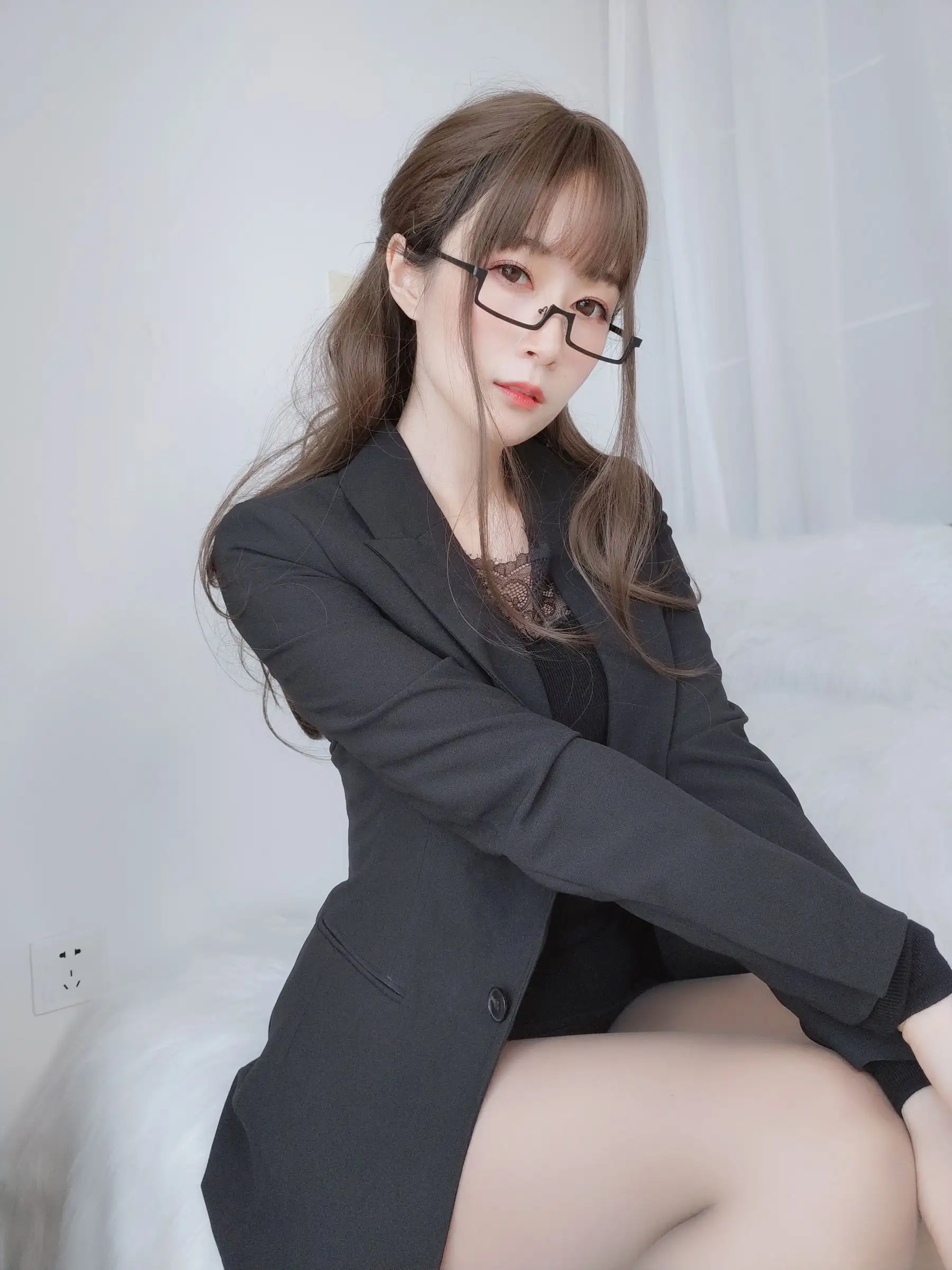 [白银81] NO.049 黑西服
