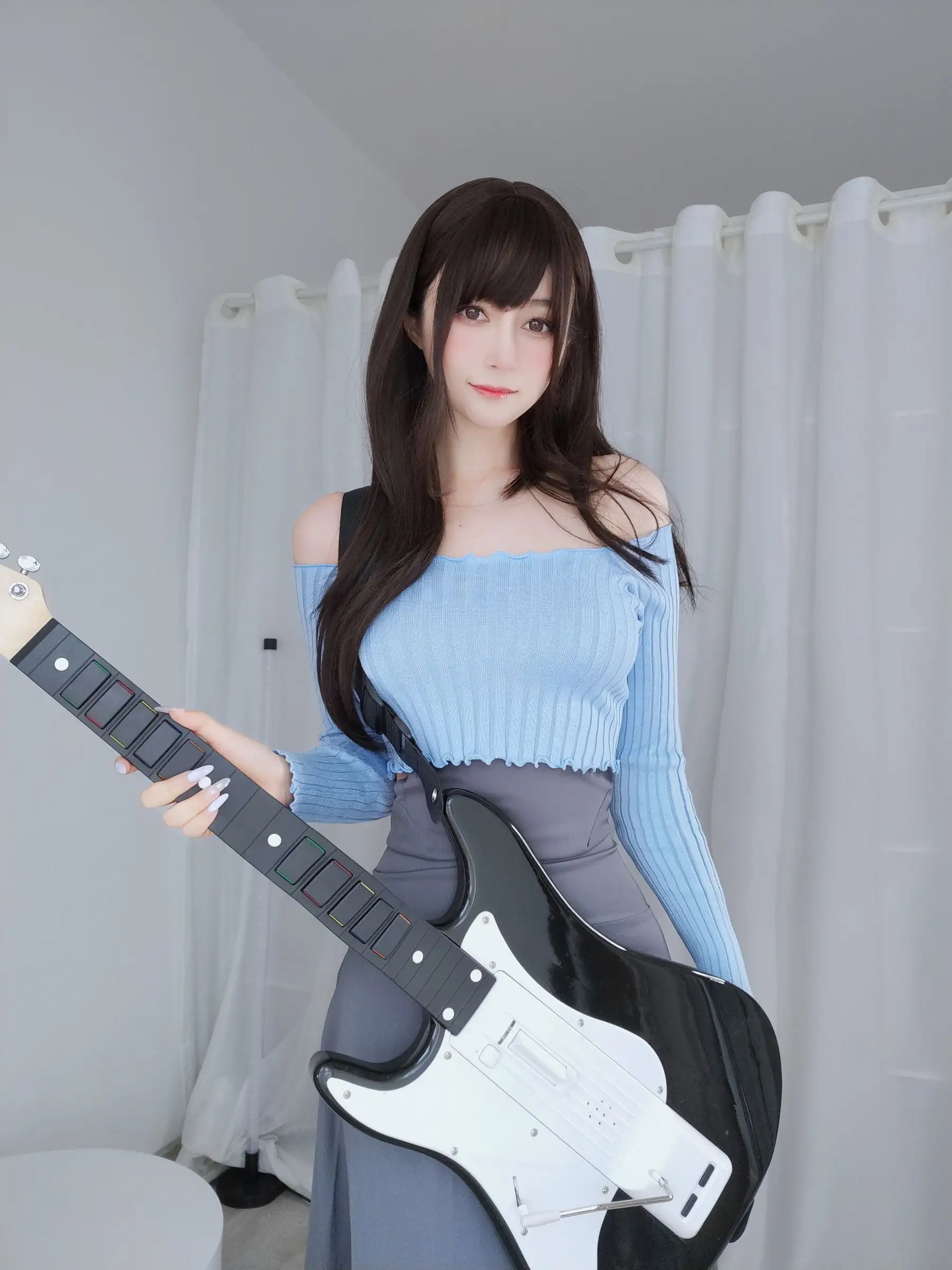 [白银81] NO.080 吉他妹妹