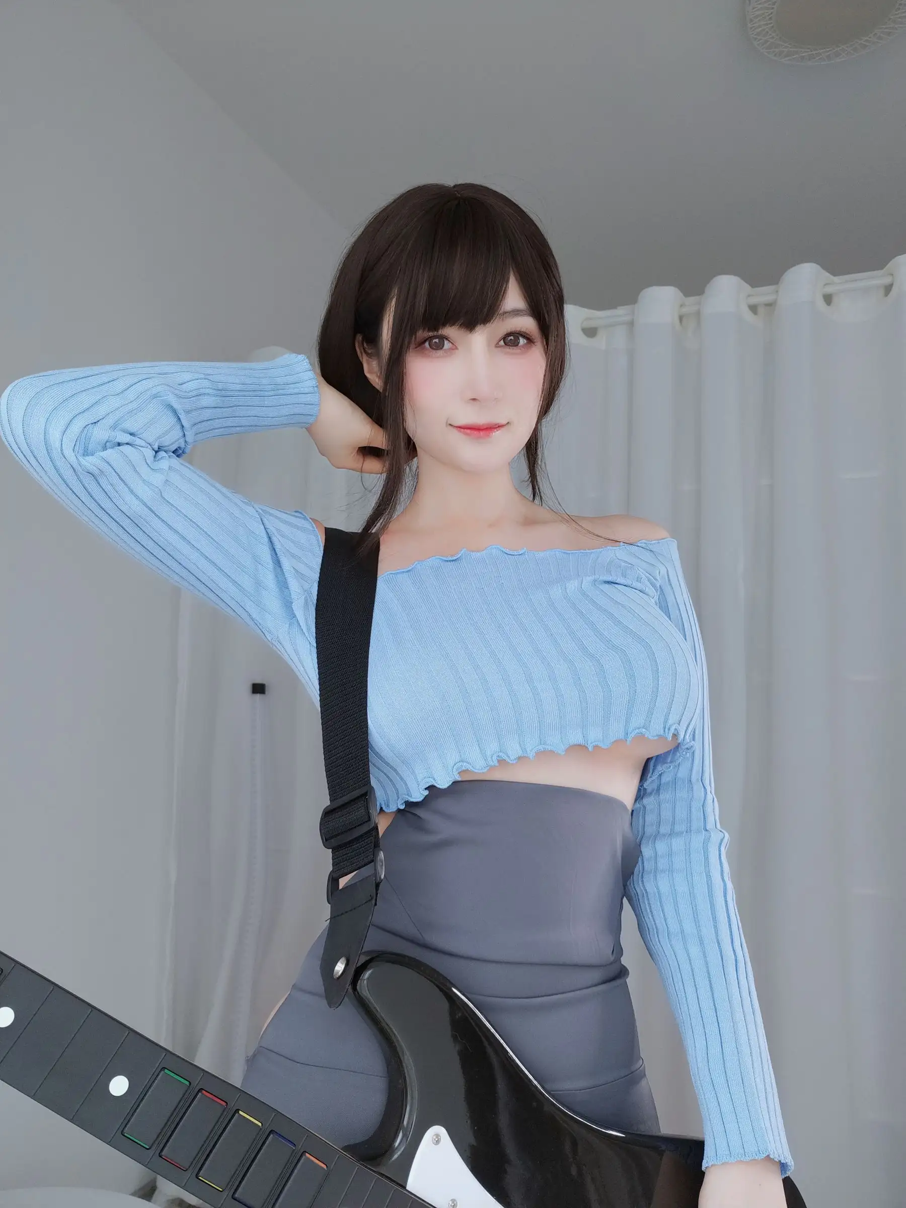[白银81] NO.080 吉他妹妹