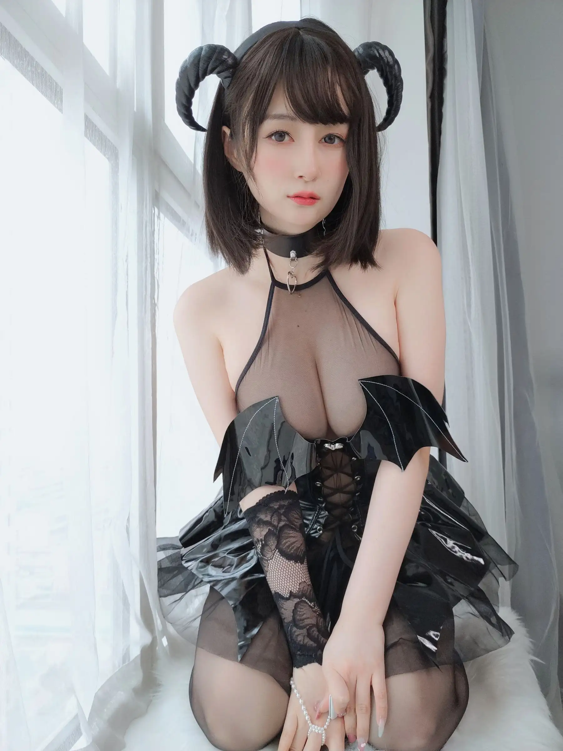 [白银81] NO.136 魅魔の真珠パンツ