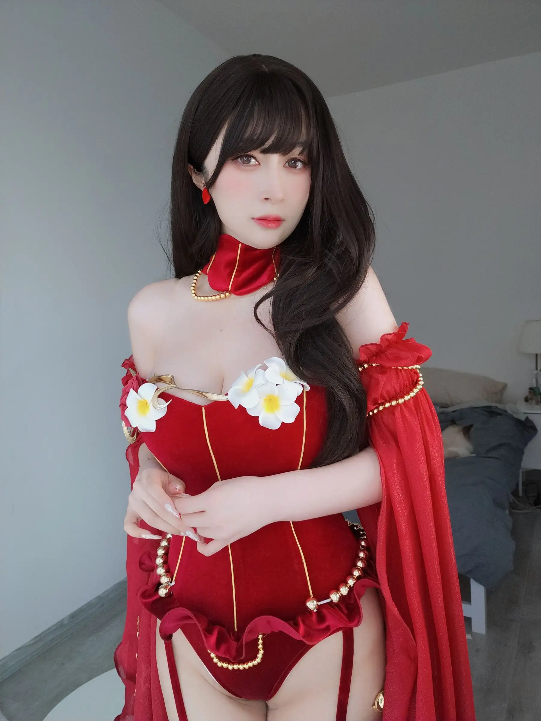 [白银81] NO.150 赤いドレス